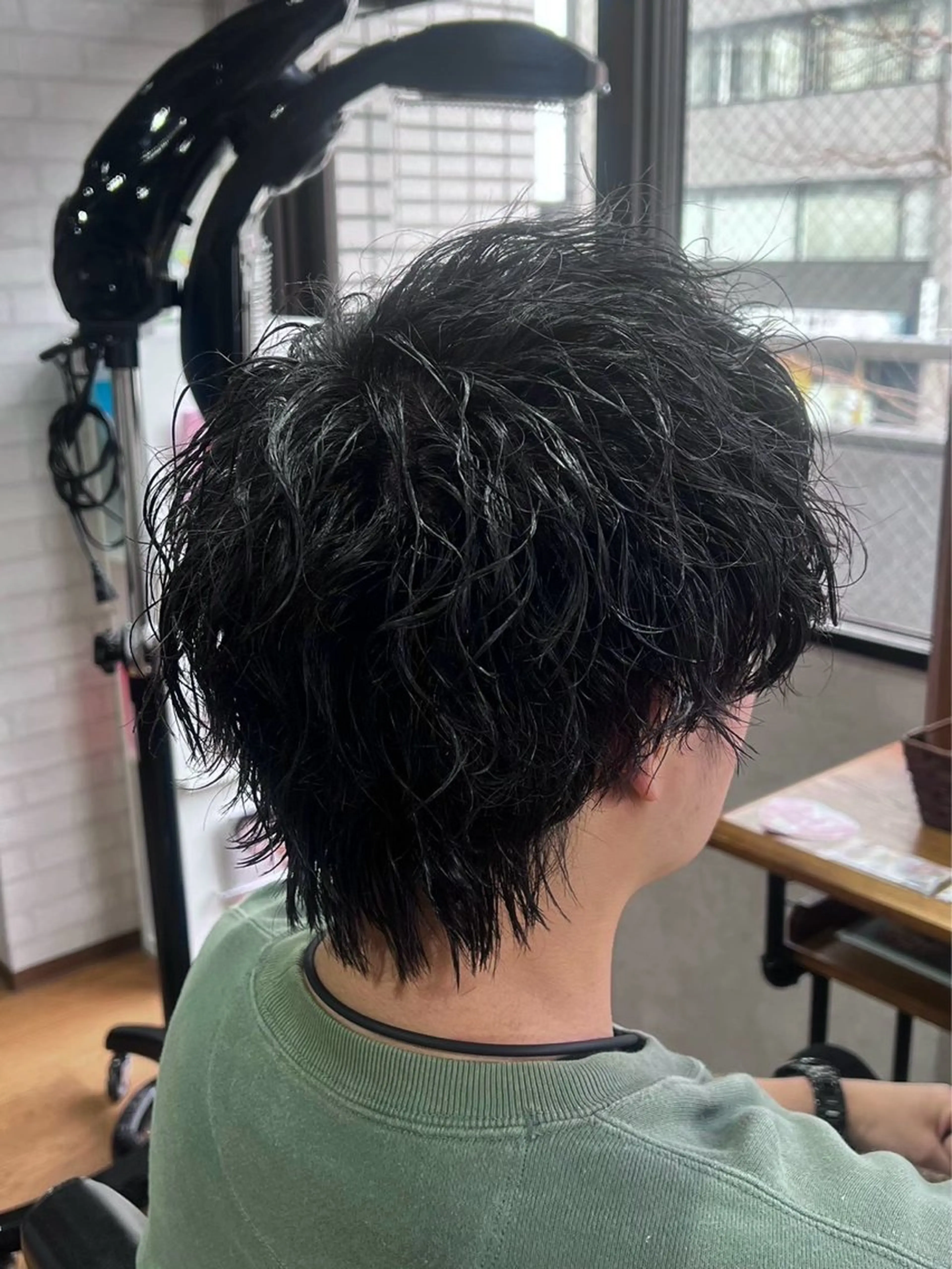 メンズカット＋スパイラルパーマ+前処理剤の写真