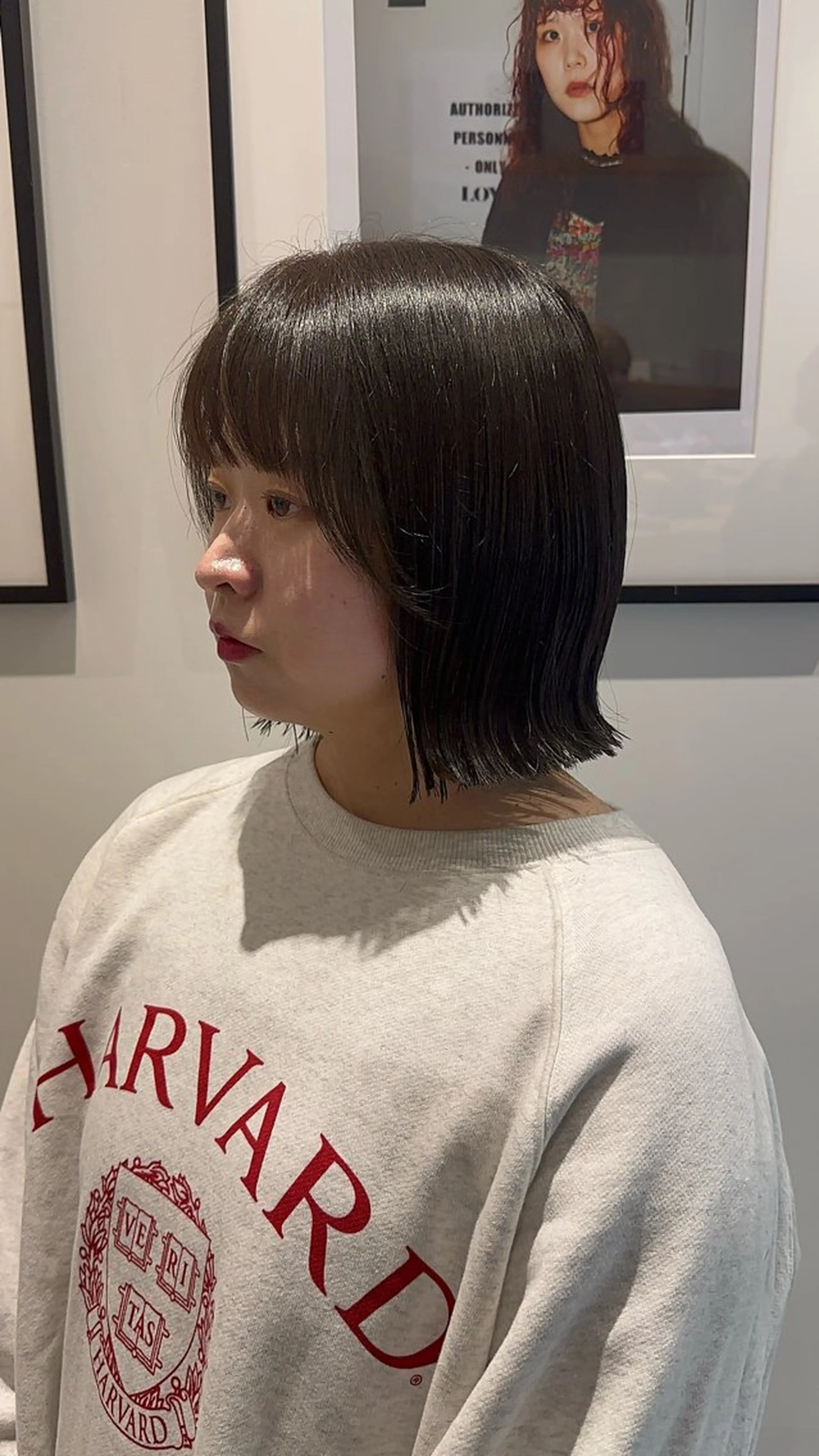 ショート ボブ 外ハネヘア 小寺 柚初のヘアスタイル