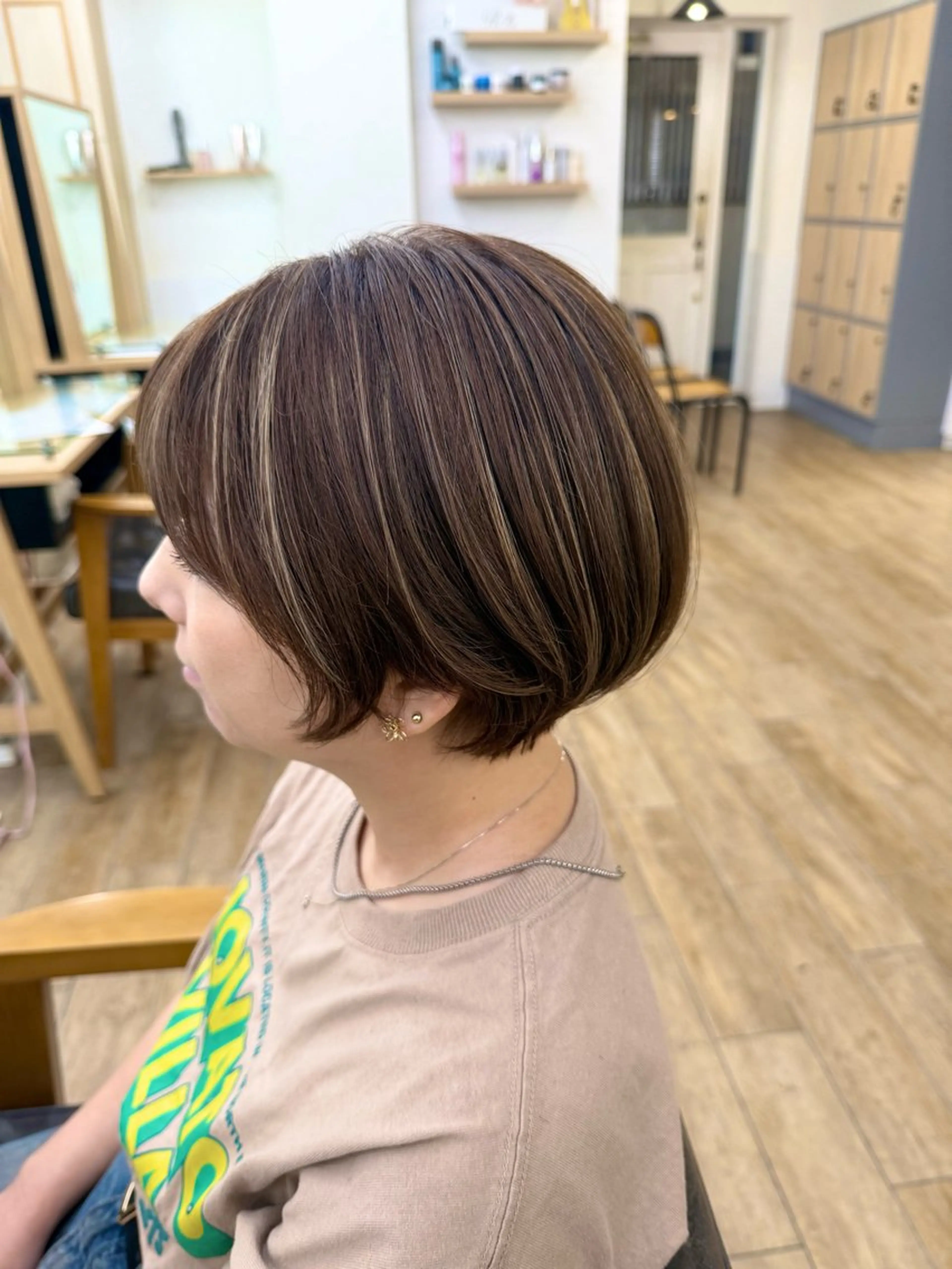 ショート カラー ショートボブ デザインカラー ハイライトカラー ボブ ハイライト カット ヘアカラー パーマ/ハイライト 💙鶴岡　愛💙のヘアスタイル