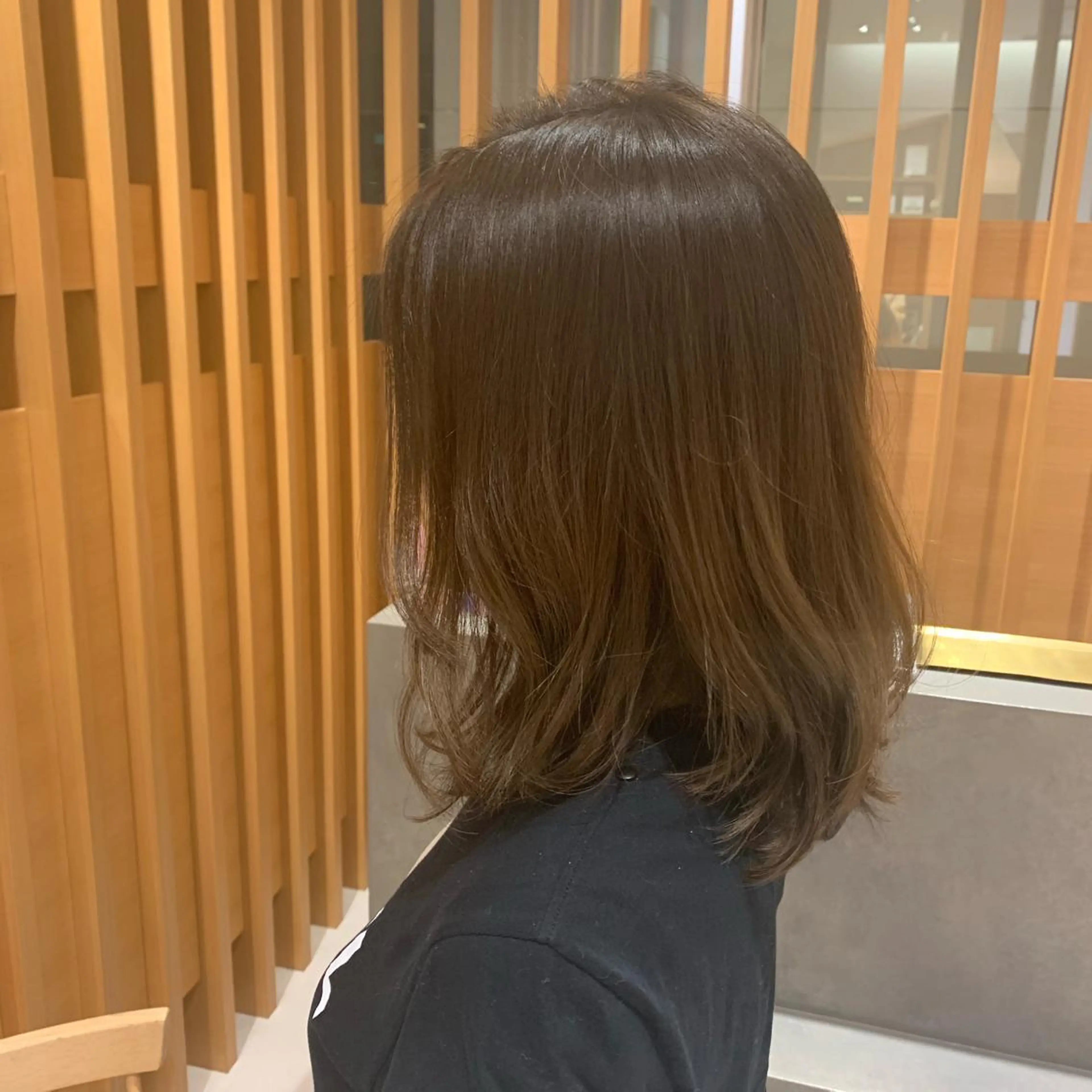 ミディアム 下川 由貴のヘアスタイル