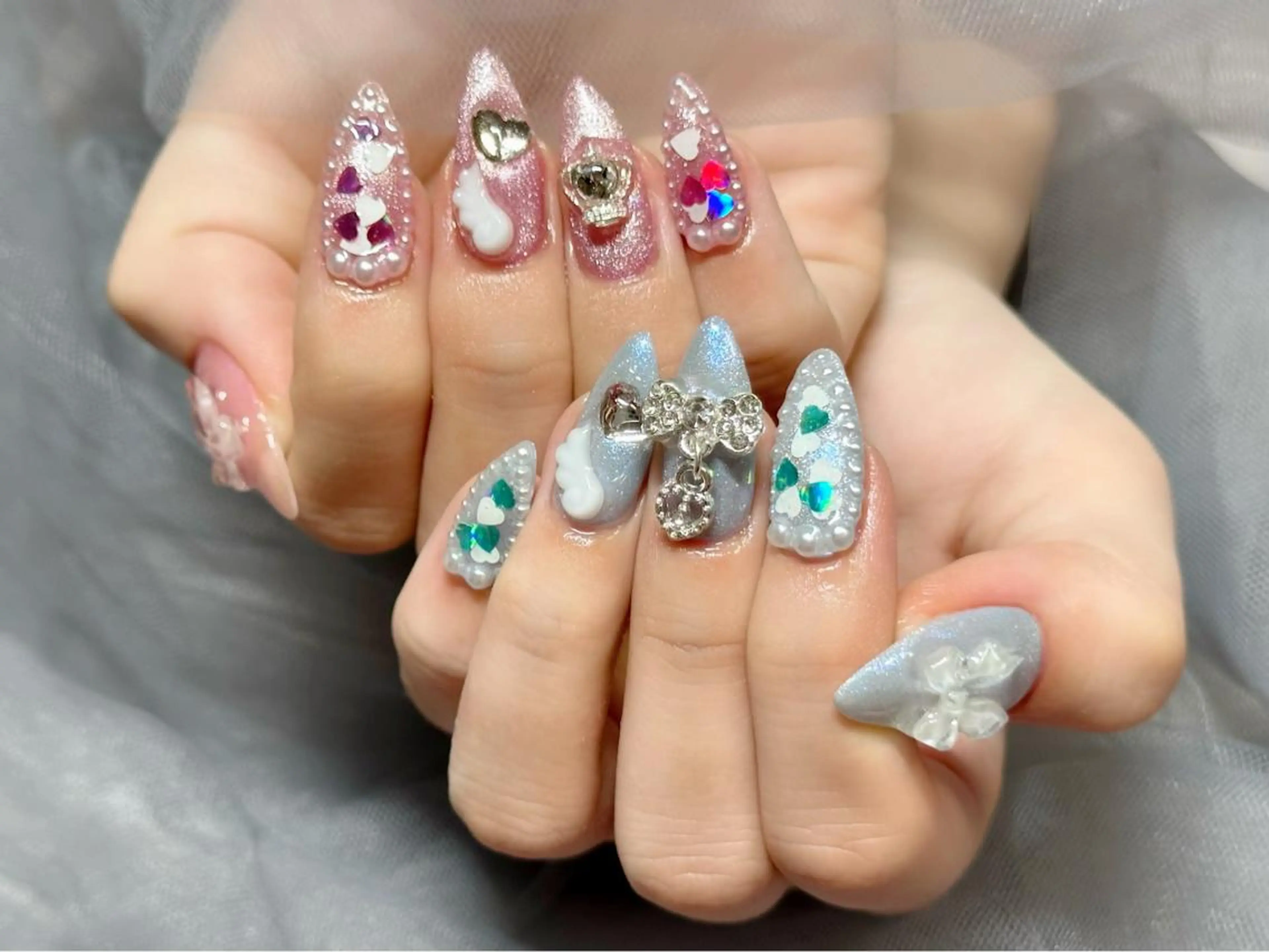 ネイル 水色 マグネットネイル ピンク ハンドネイル Nail Salon KURELLYのネイルデザイン