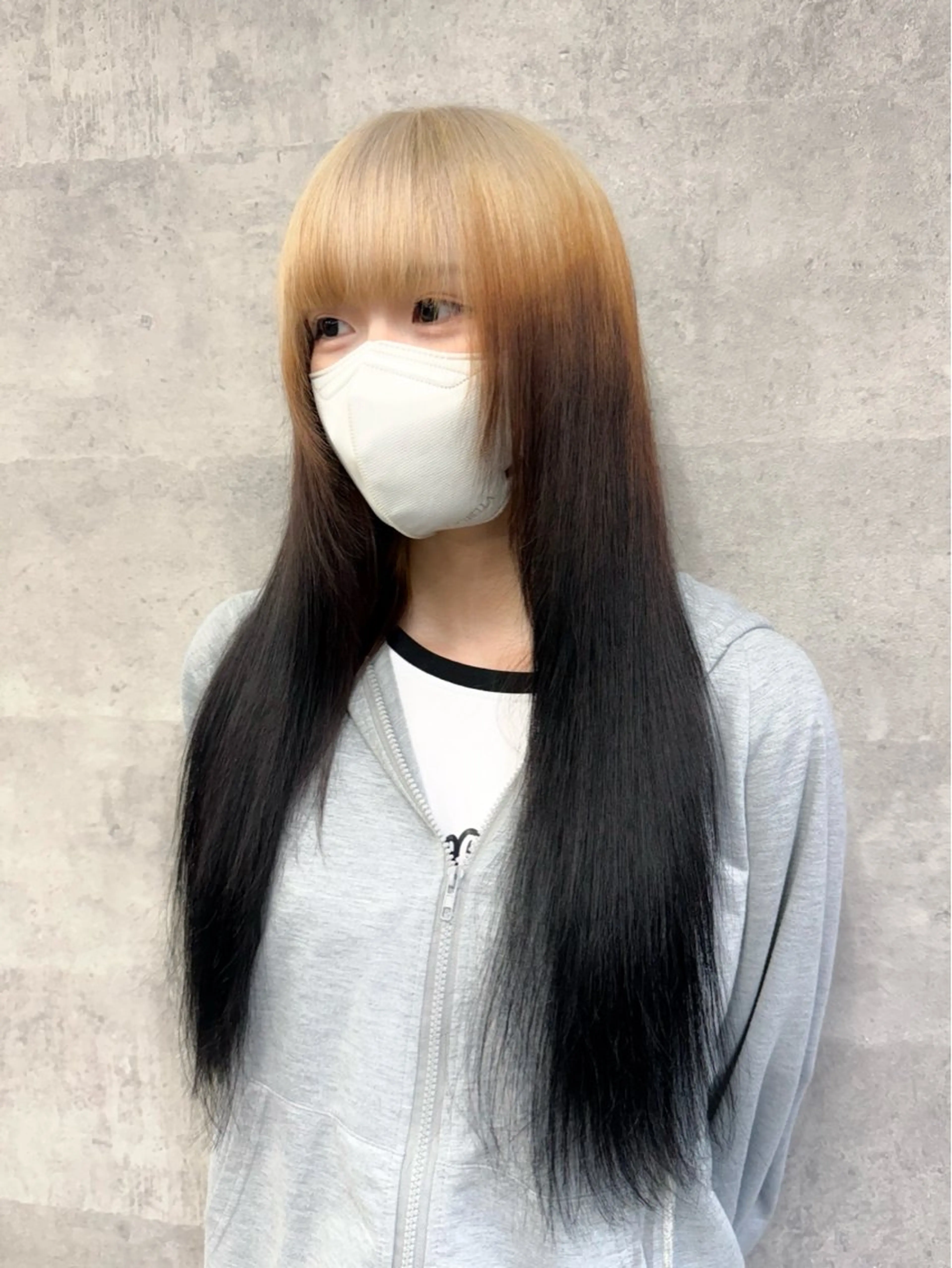 ロング カラー カット ヘアカラー トリートメント エクステ ハイトーンエクステ 🎩カズキ🎩のヘアスタイル