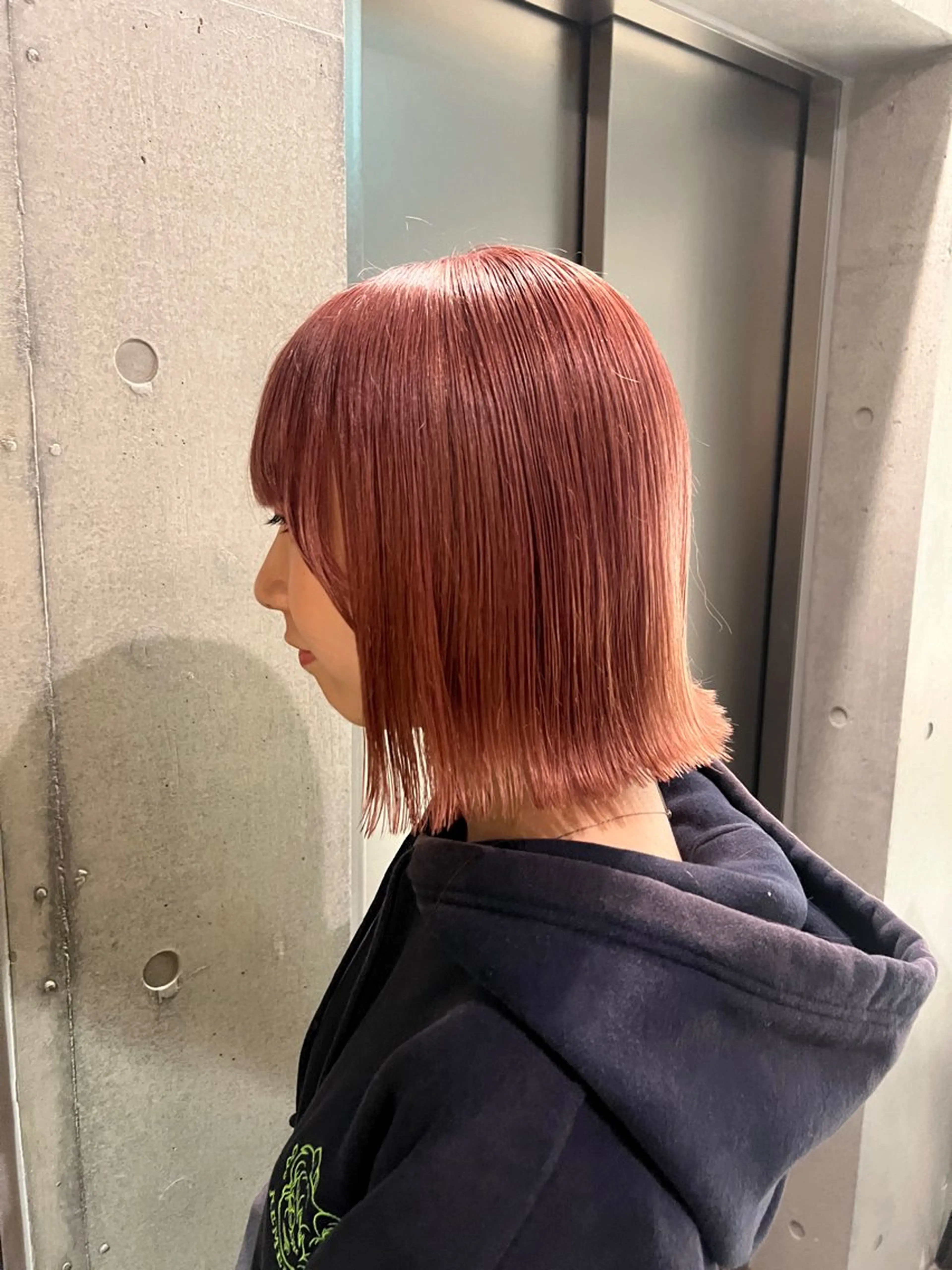 セミロング カラー ベージュカラー ピンクカラー ピンクベージュ 透明感/血色カラー/ 似合せレイヤー/ゆいのヘアスタイル