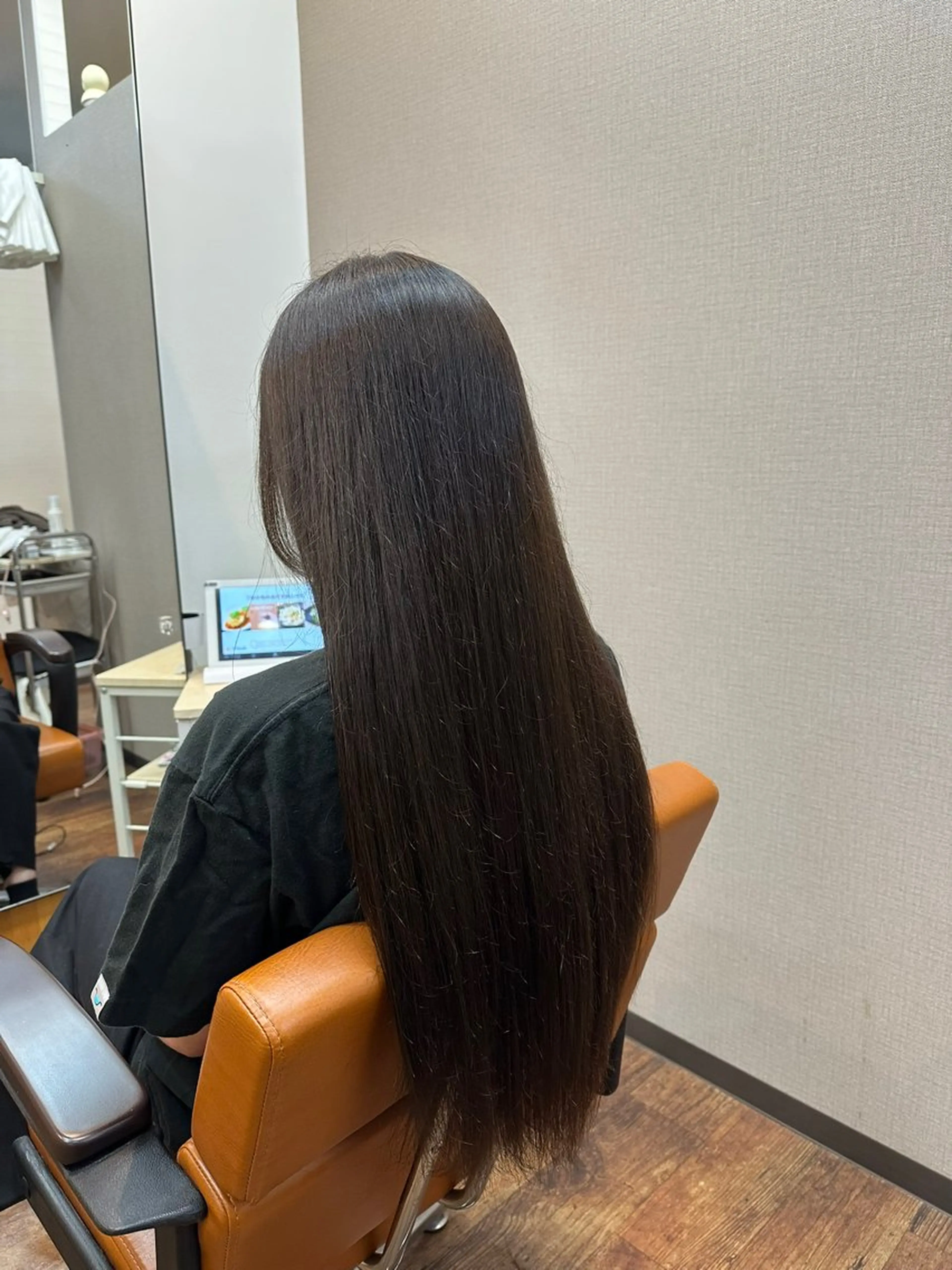 ロング カラー 猪瀬 紗耶佳のヘアスタイル