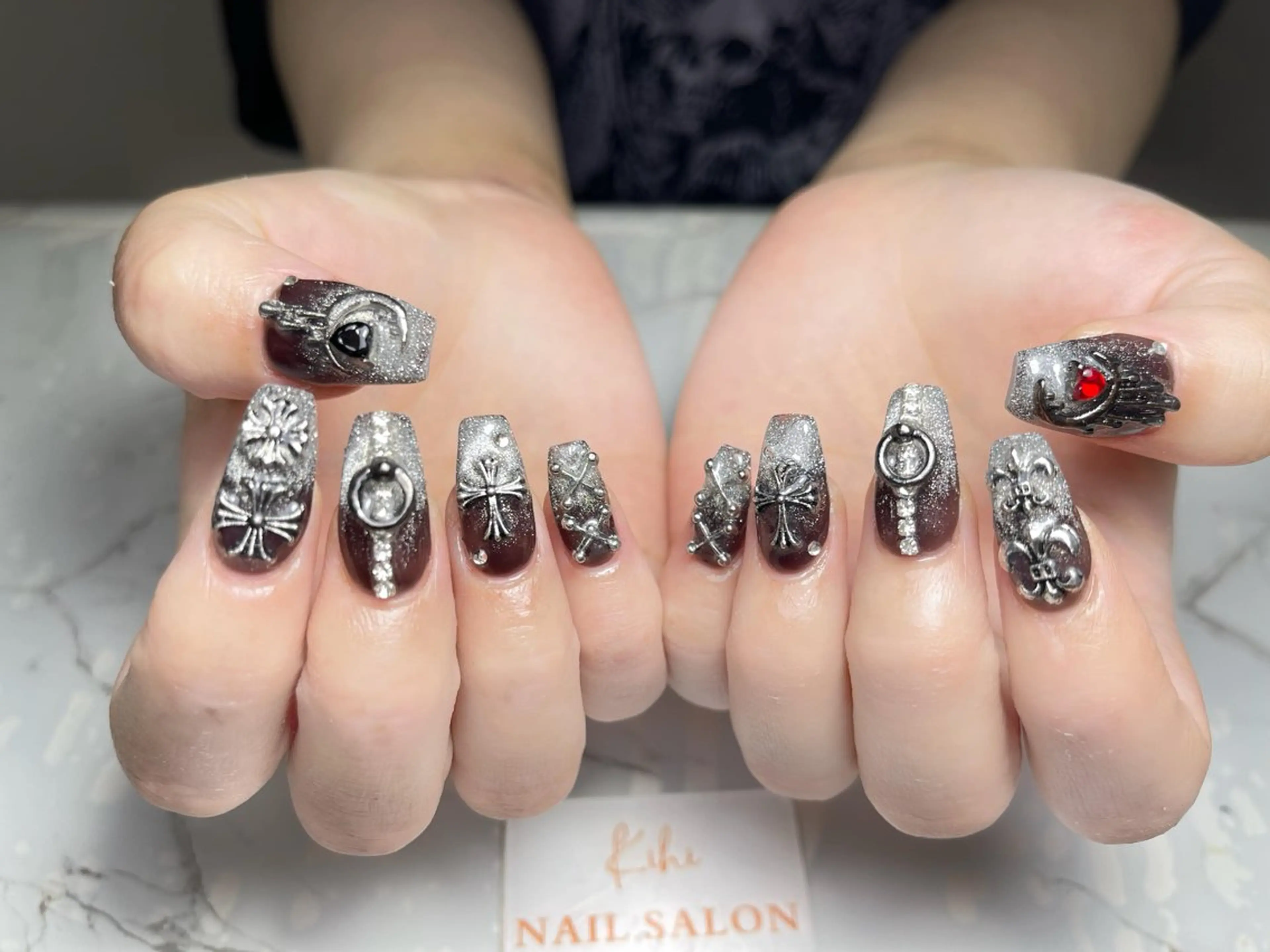 ネイル アートネイル フレンチネイル ジェルネイル グラデーション 韓国ネイル ハンドネイル 💕鈴木ユリ パラジェル/オフ無料のネイルデザイン