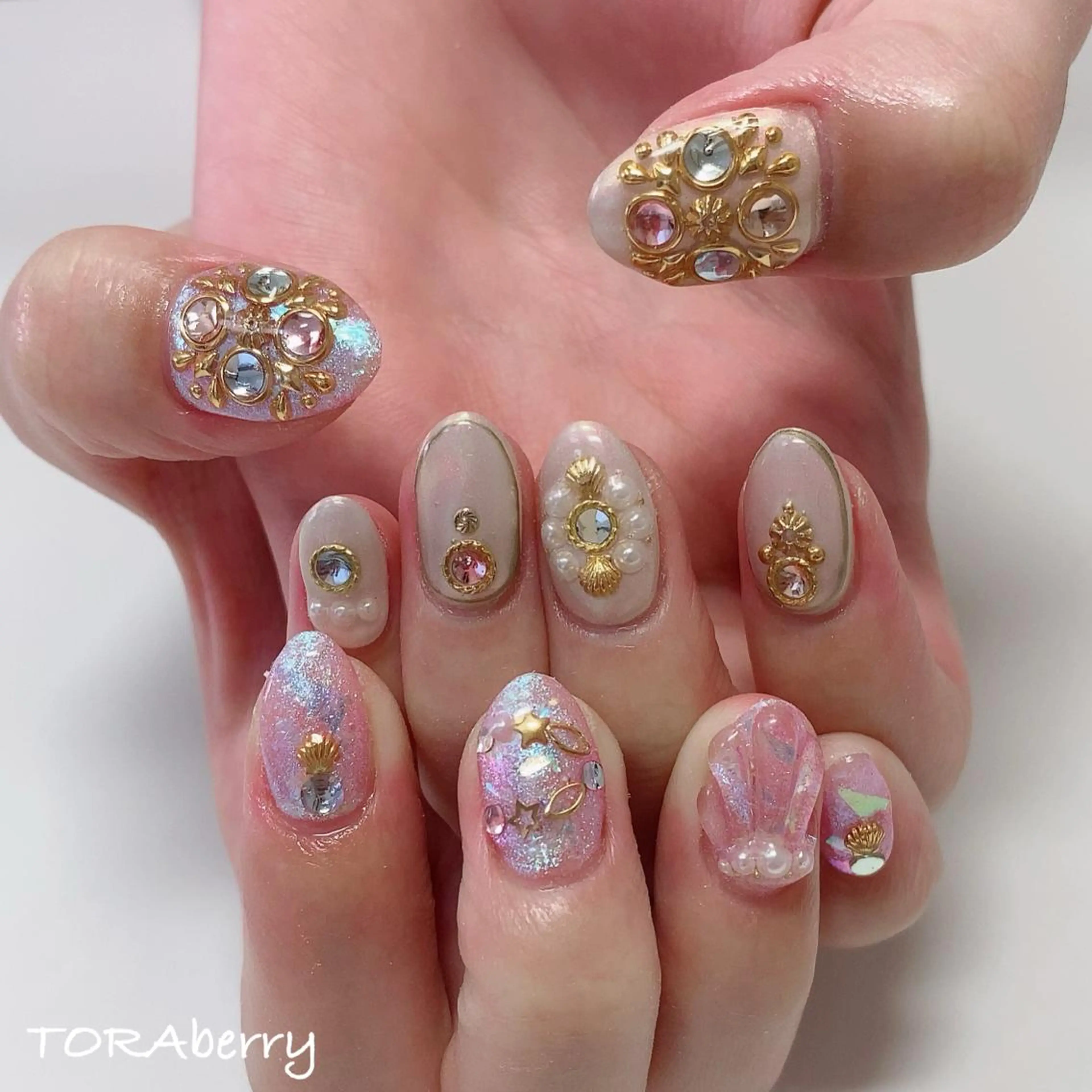 ネイル ハンドネイル ネイリスト なつみのネイルデザイン