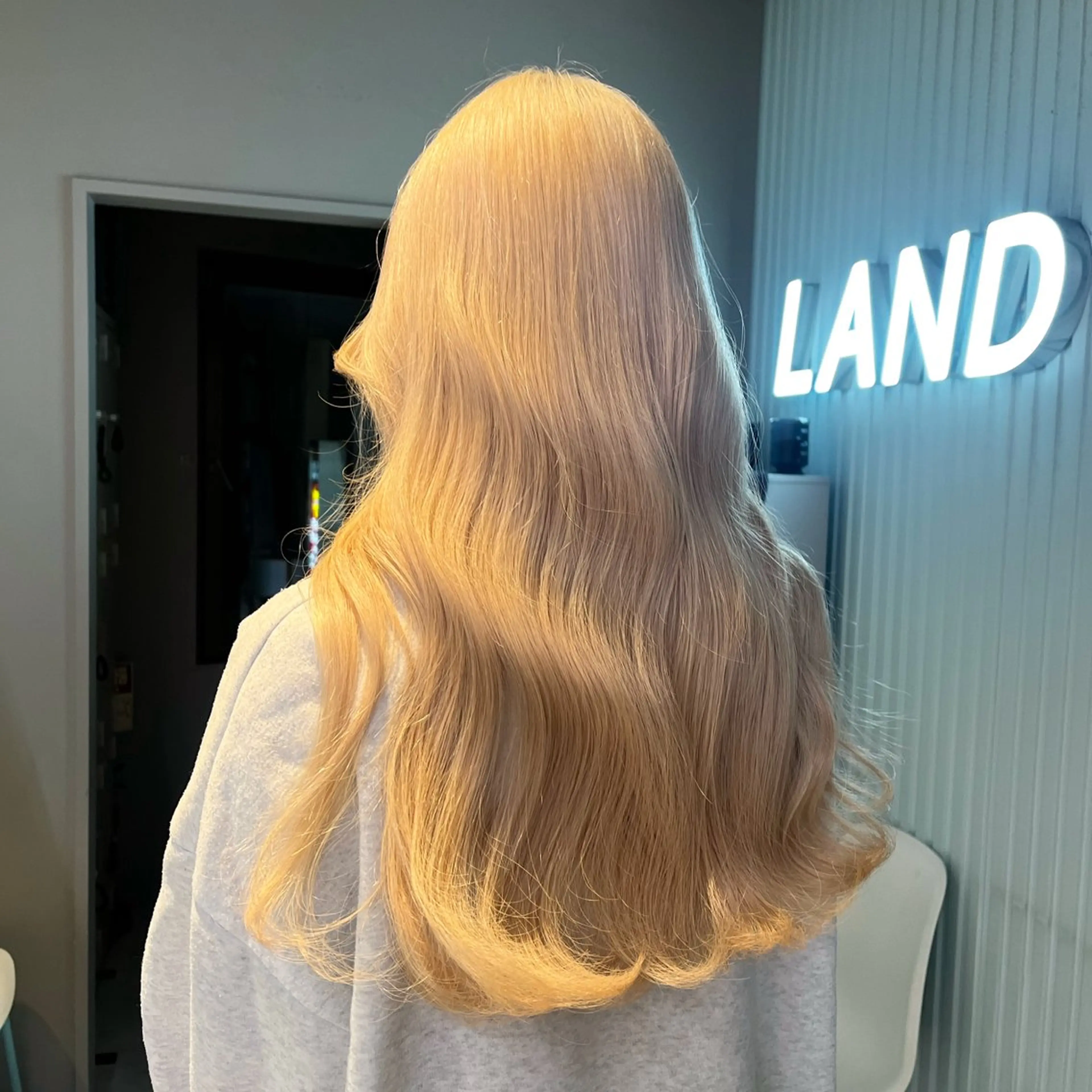 ロング カラー ヘアカラー トリートメント ブリーチカラー 🩵MIZUKIのヘアスタイル