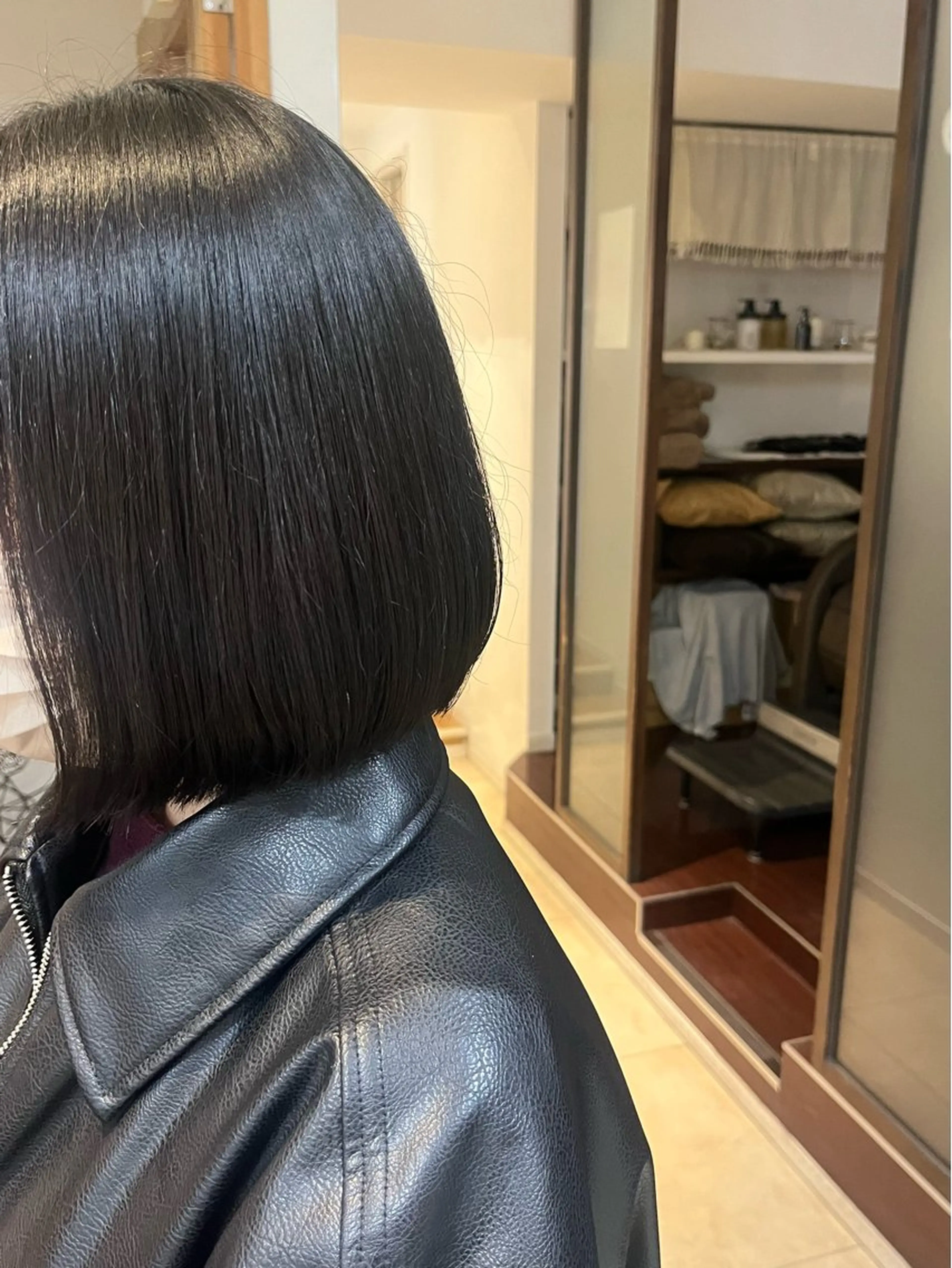 ショート 安達 葵のヘアスタイル