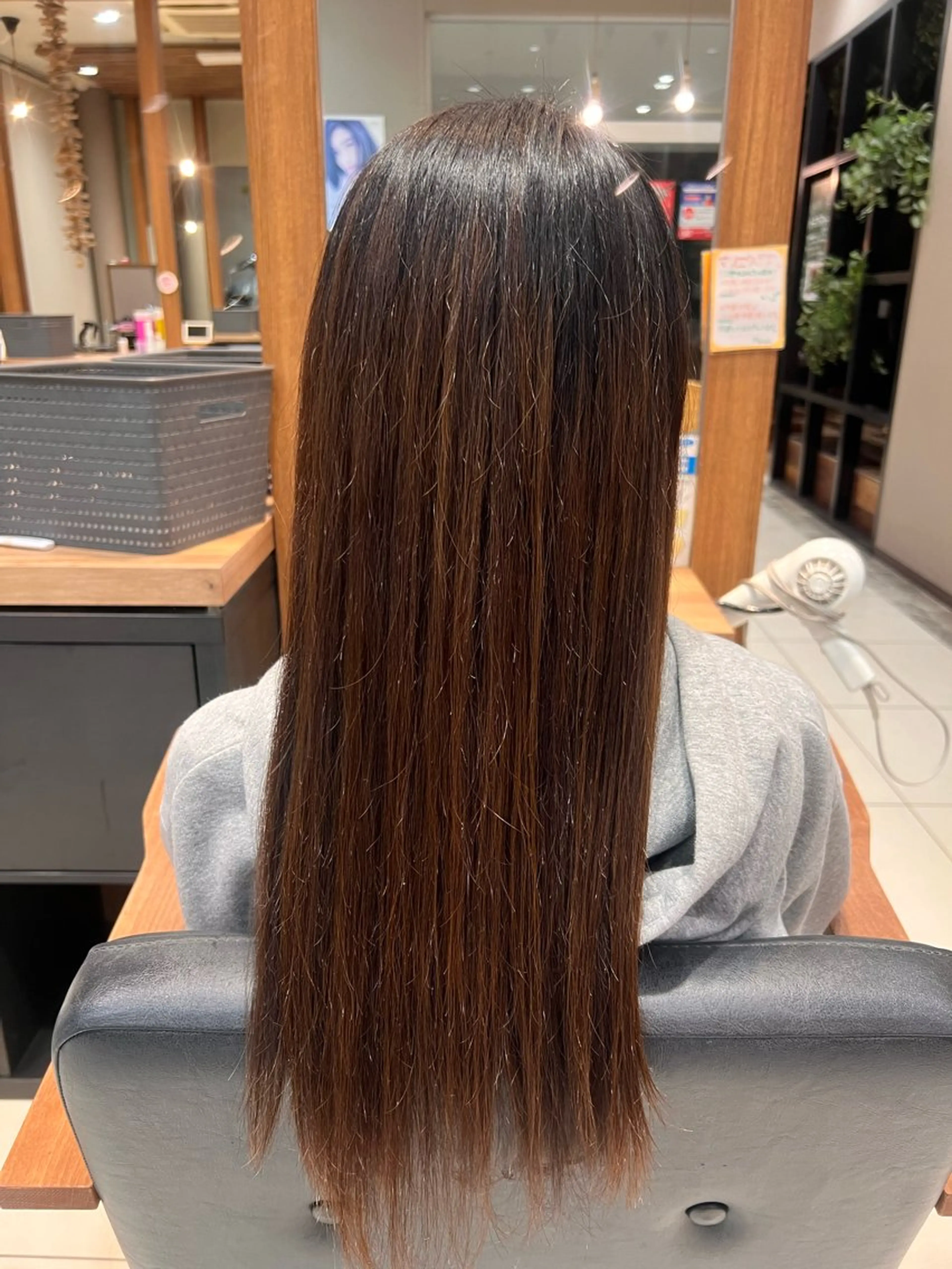 ロング ayaka🌻 艶カラー✨縮毛矯正のヘアスタイル