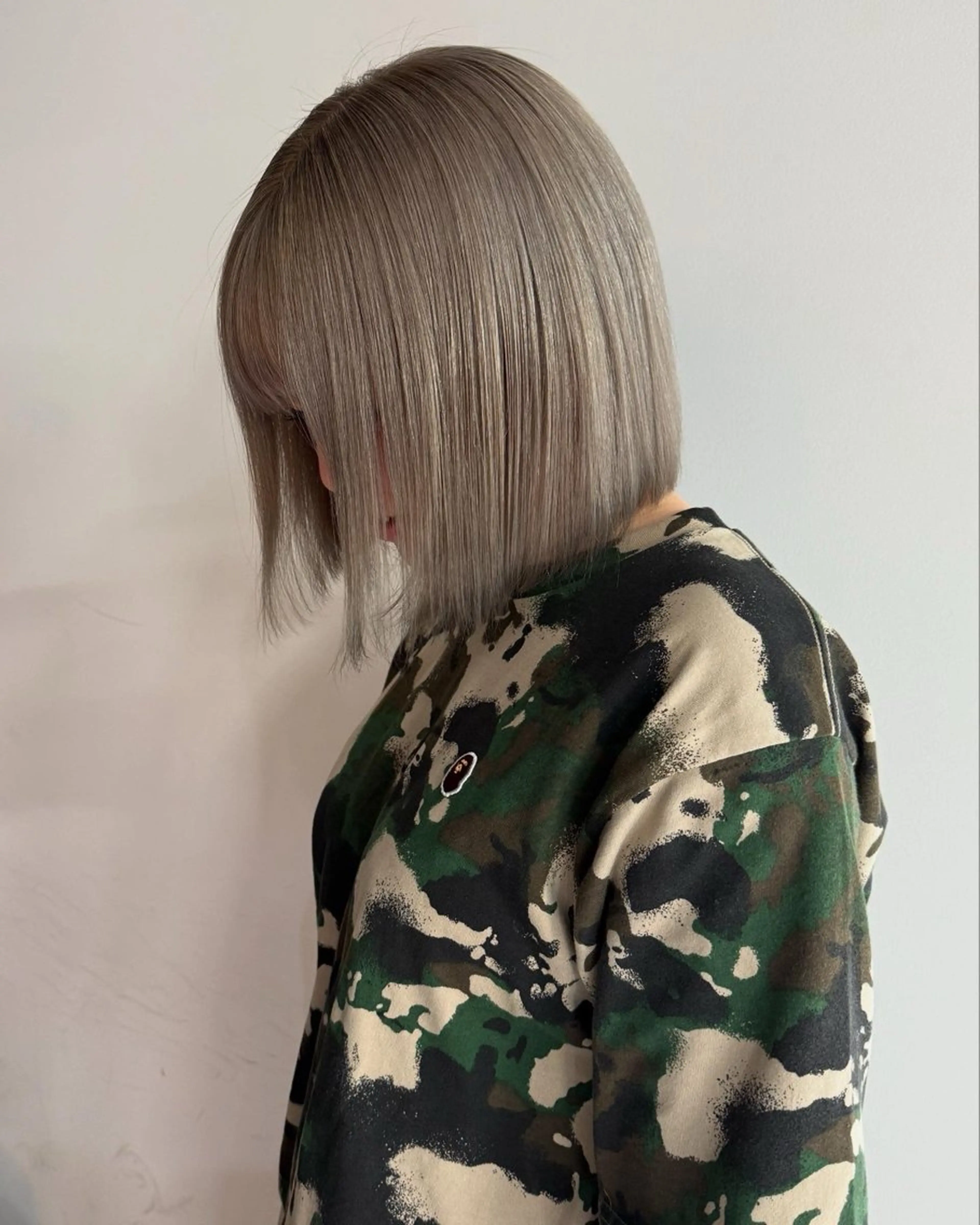 ミディアム カラー 近藤 詩桜のヘアスタイル