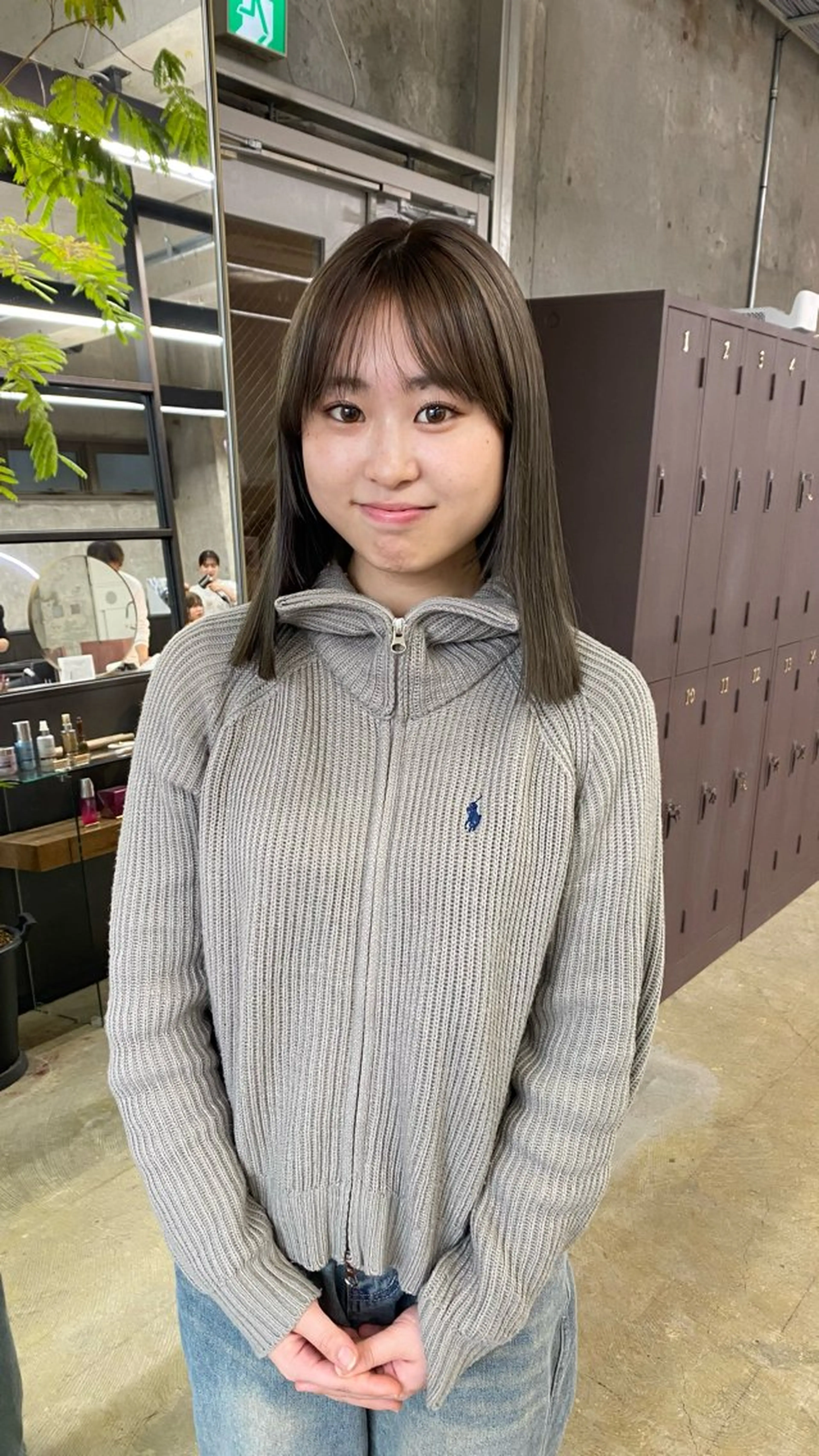 セミロング ヘアカラー トリートメント 暖色カラー/オリーブ /ミニボブ/白柳美空のヘアスタイル