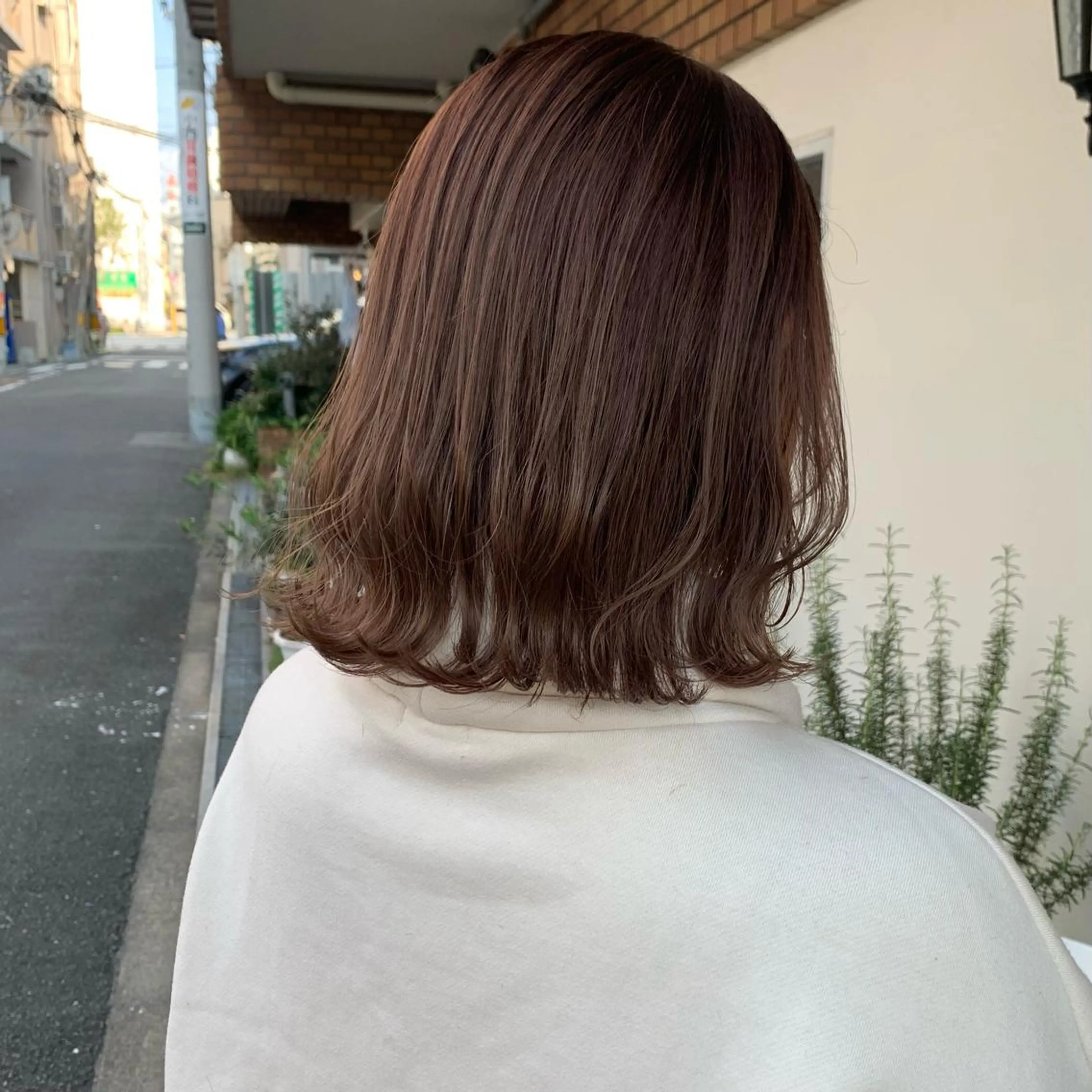 ミディアム カラー stylist店長 岡本真依のヘアスタイル