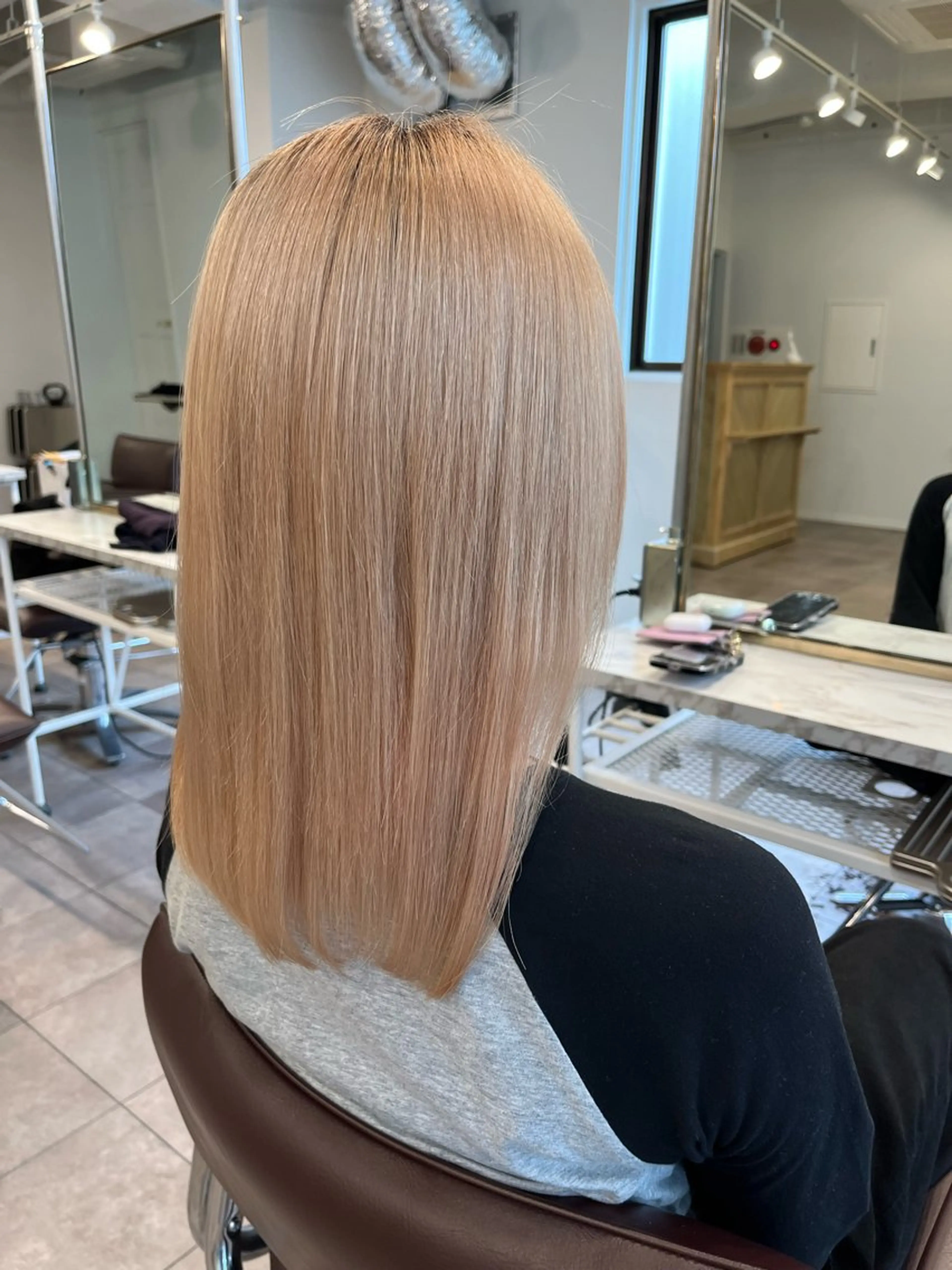 セミロング カット ヘアカラー トリートメント 似合わせ/ブリーチ/ 髪質改善/ミクෆ‪のヘアスタイル