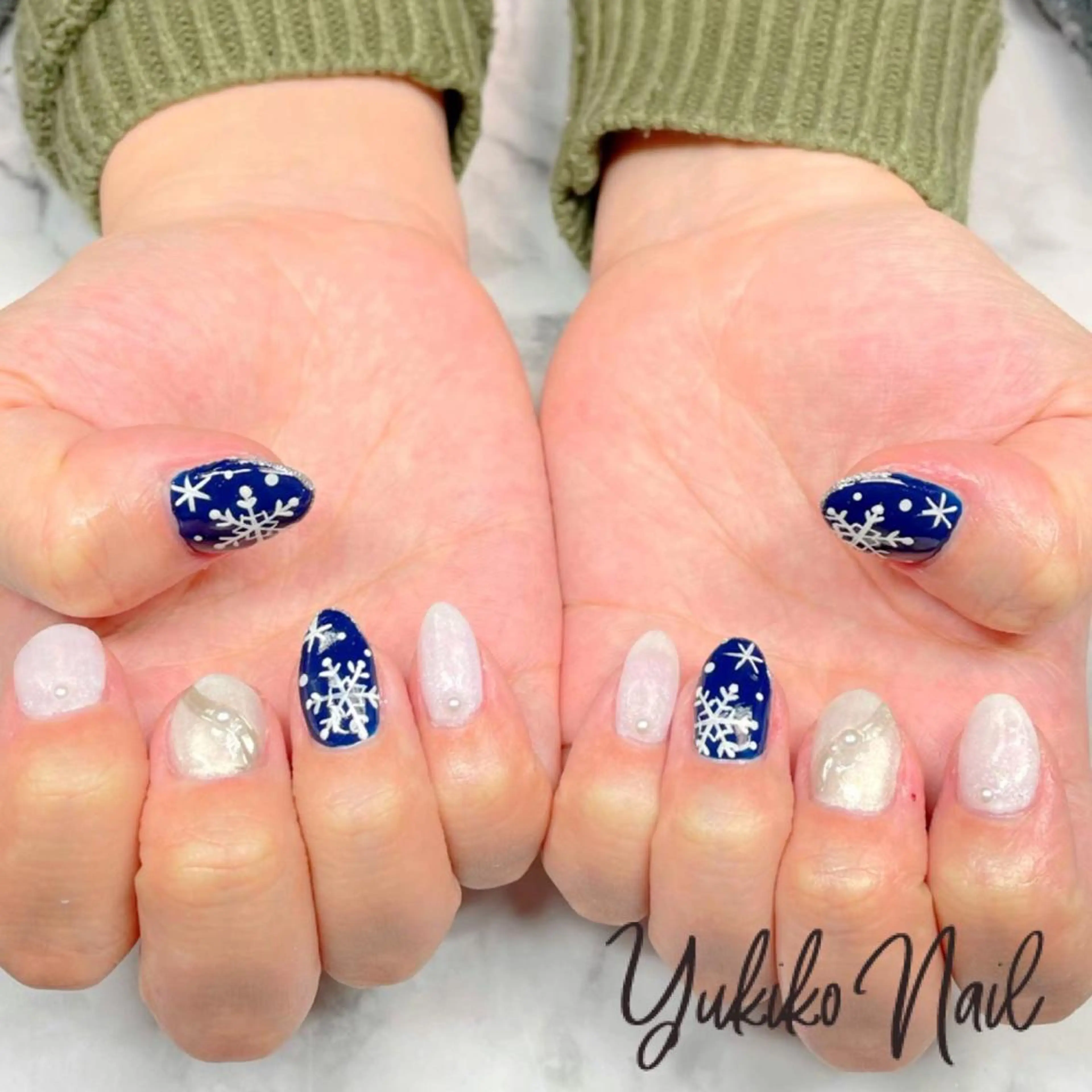 ネイル フットネイル キラキラネイル ネイビー ワンカラーネイル バレンタイン ハンドネイル ユキコ ネイルのネイルデザイン