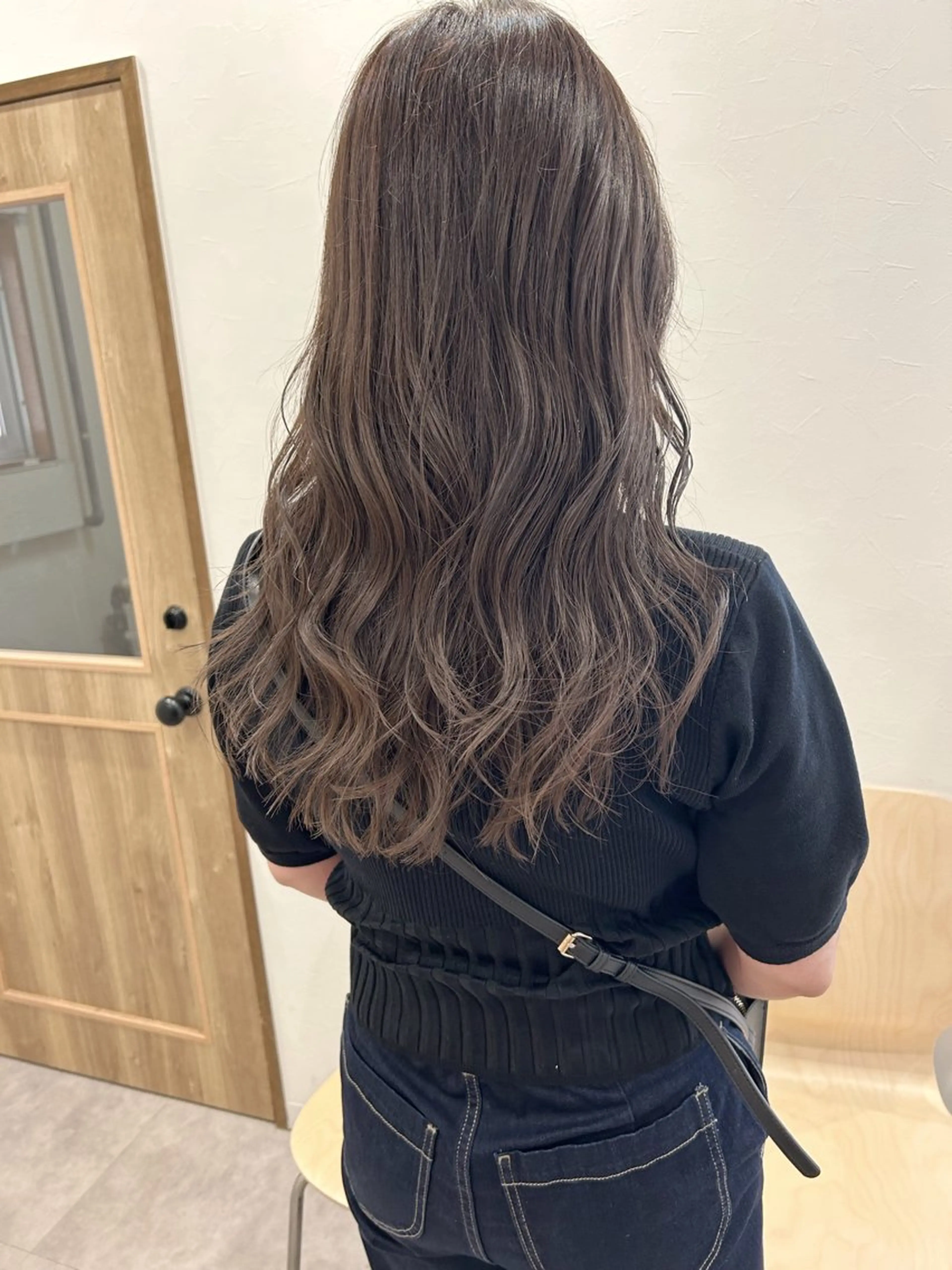 ロング カラー ブリーチ 透明感カラー グレージュ ブリーチなしカラー カット ヘアカラー トリートメント Radix所属・ボブ/ハイトーン 福生Radix 下田のヘアスタイル