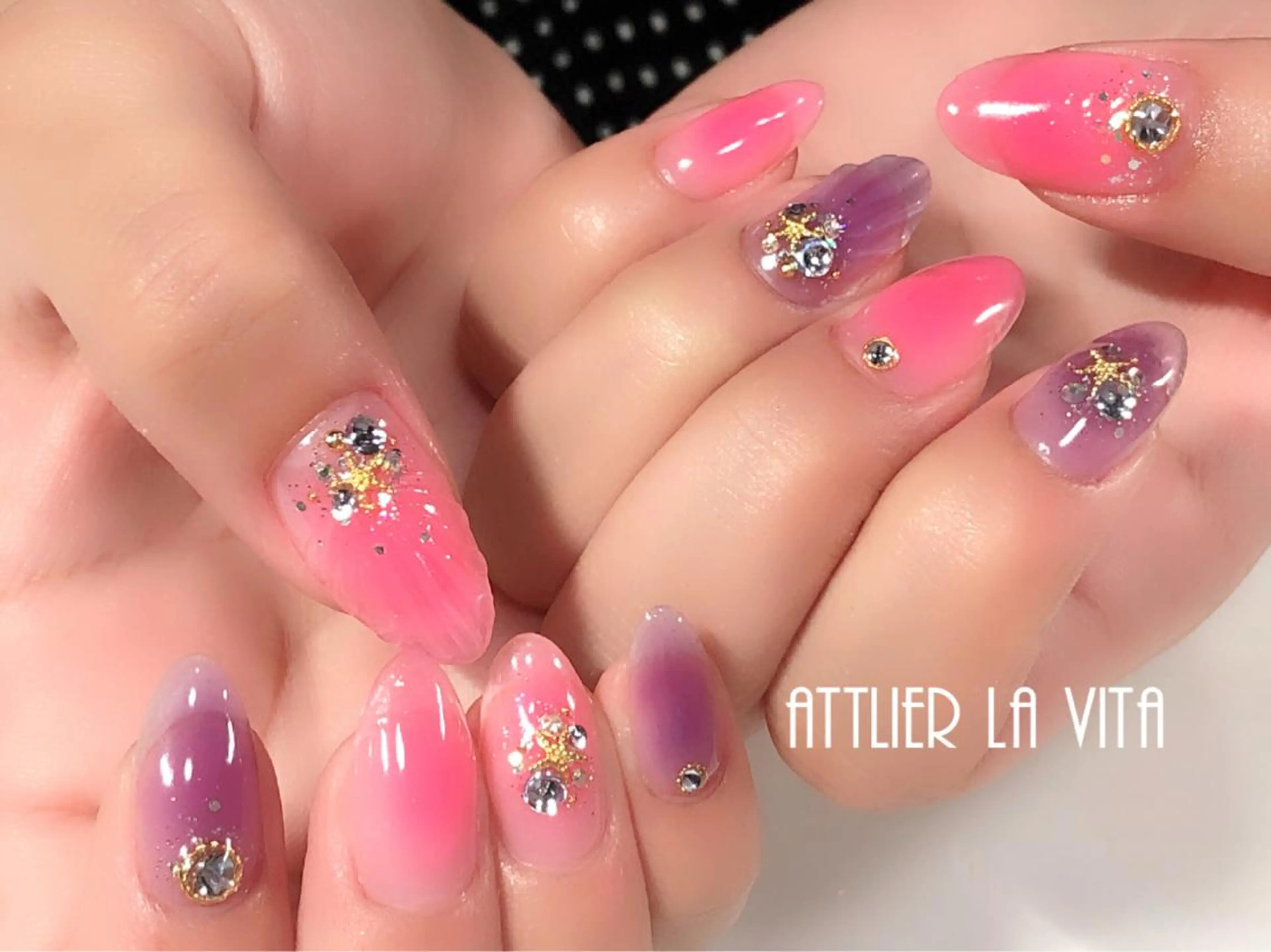 ネイル アートネイル チークネイル ハンドネイル lavita. mimuraのネイルデザイン