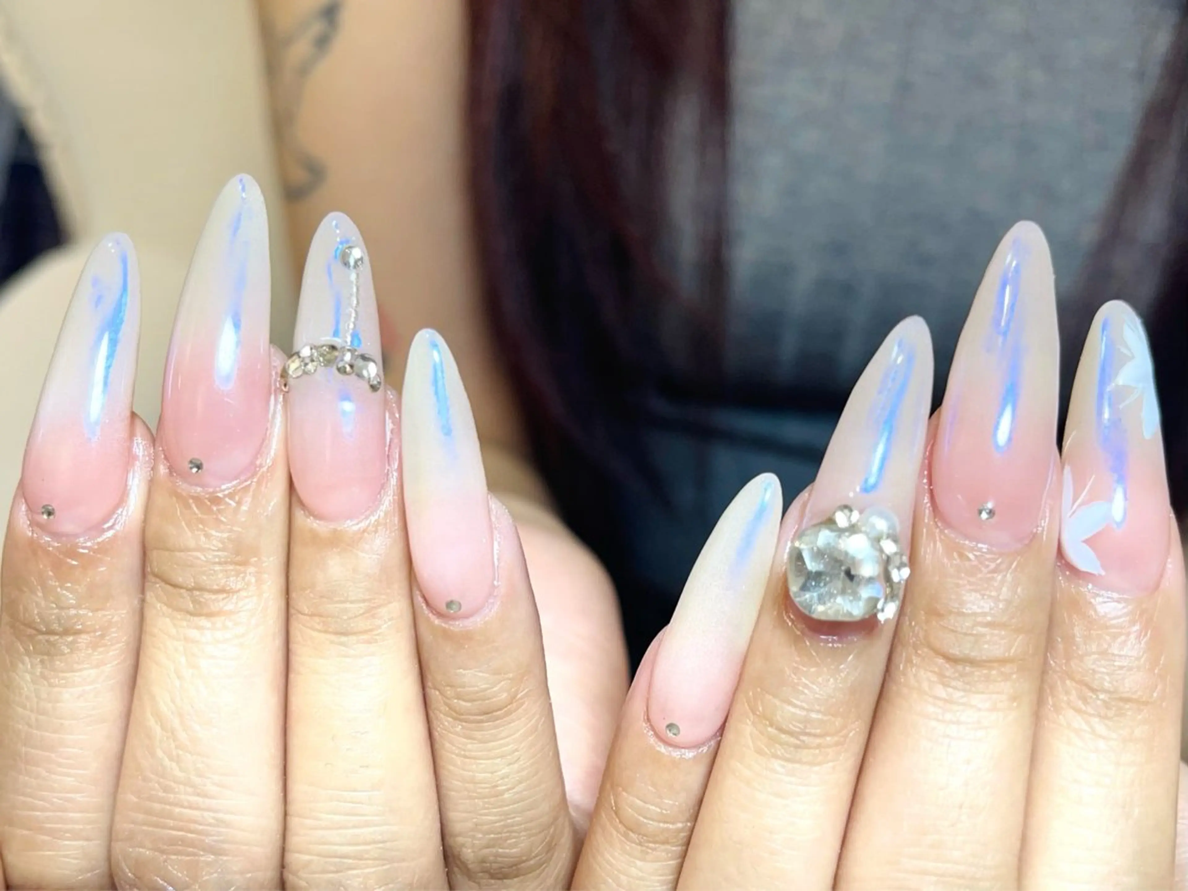 ネイル フレンチネイル ガーリー ガラスフレンチ 韓国ネイル ロングネイル ハンドネイル Venus nail チップ長さだし専門店のネイルデザイン