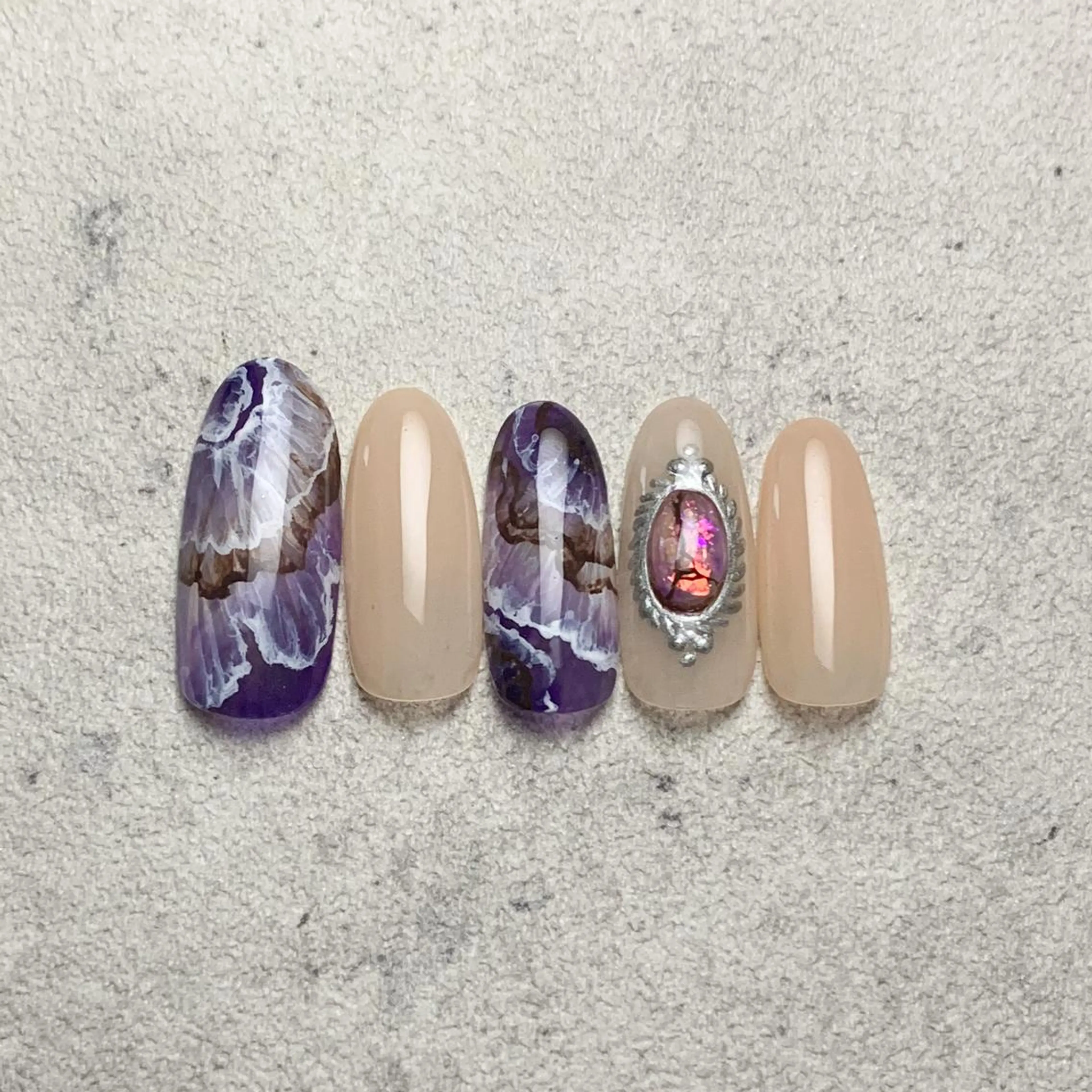 ネイル FIORITURA aiのネイルデザイン