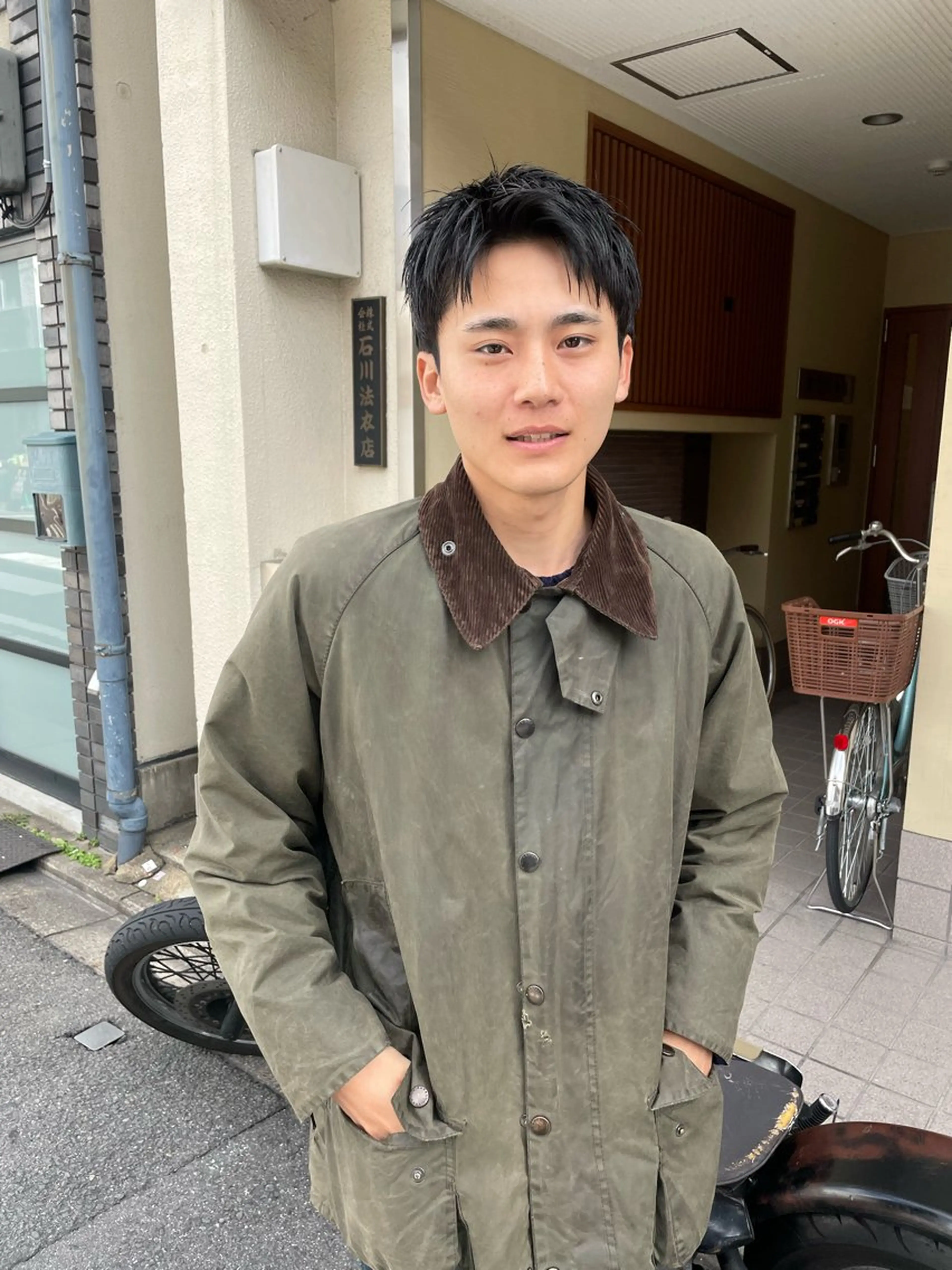 メンズ メンズショート スパイキーショート カット ヘアカラー トリートメント マツダ レンのヘアスタイル