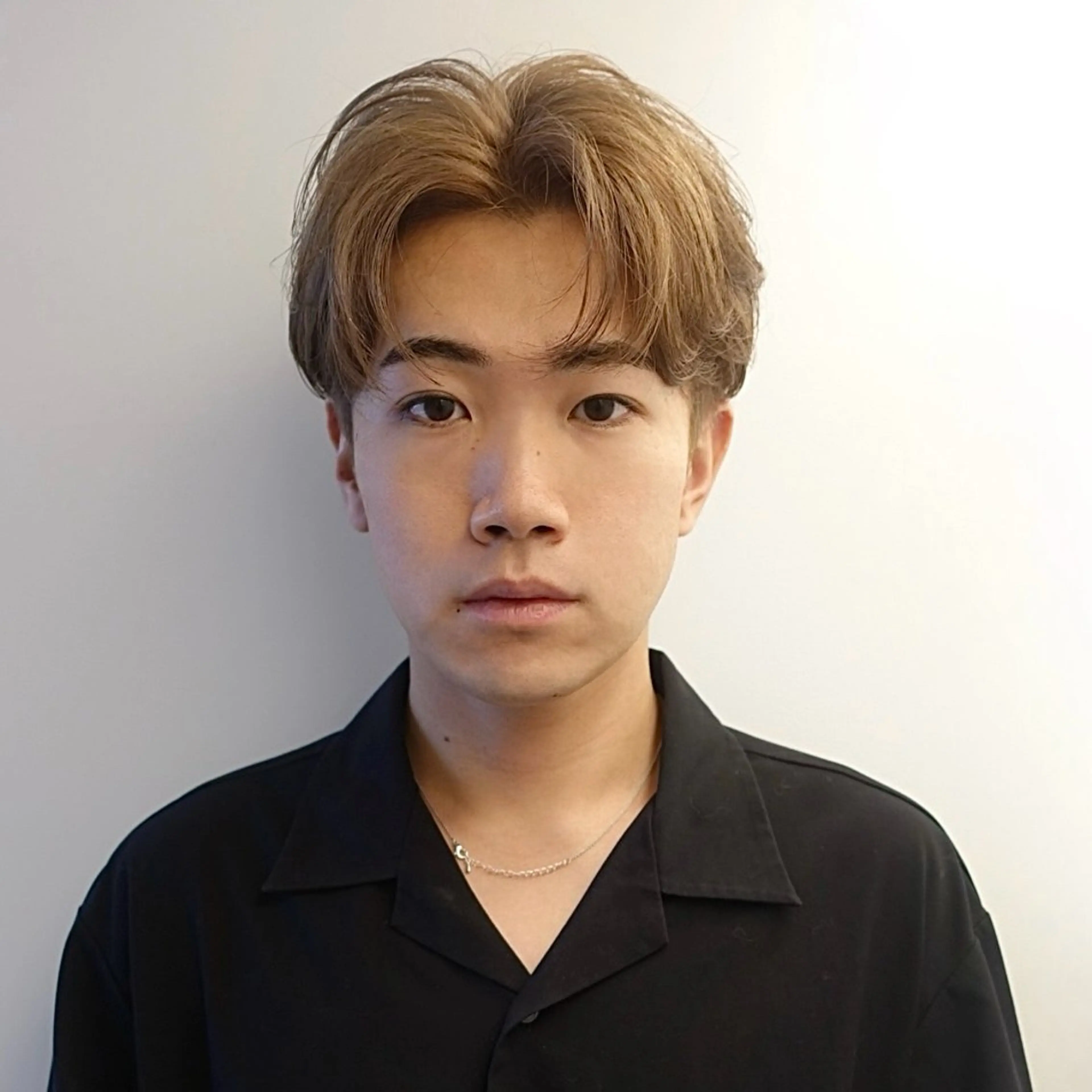 メンズ カット ハイトーン/パーマ/ メンズ / 櫻本🌐のヘアスタイル