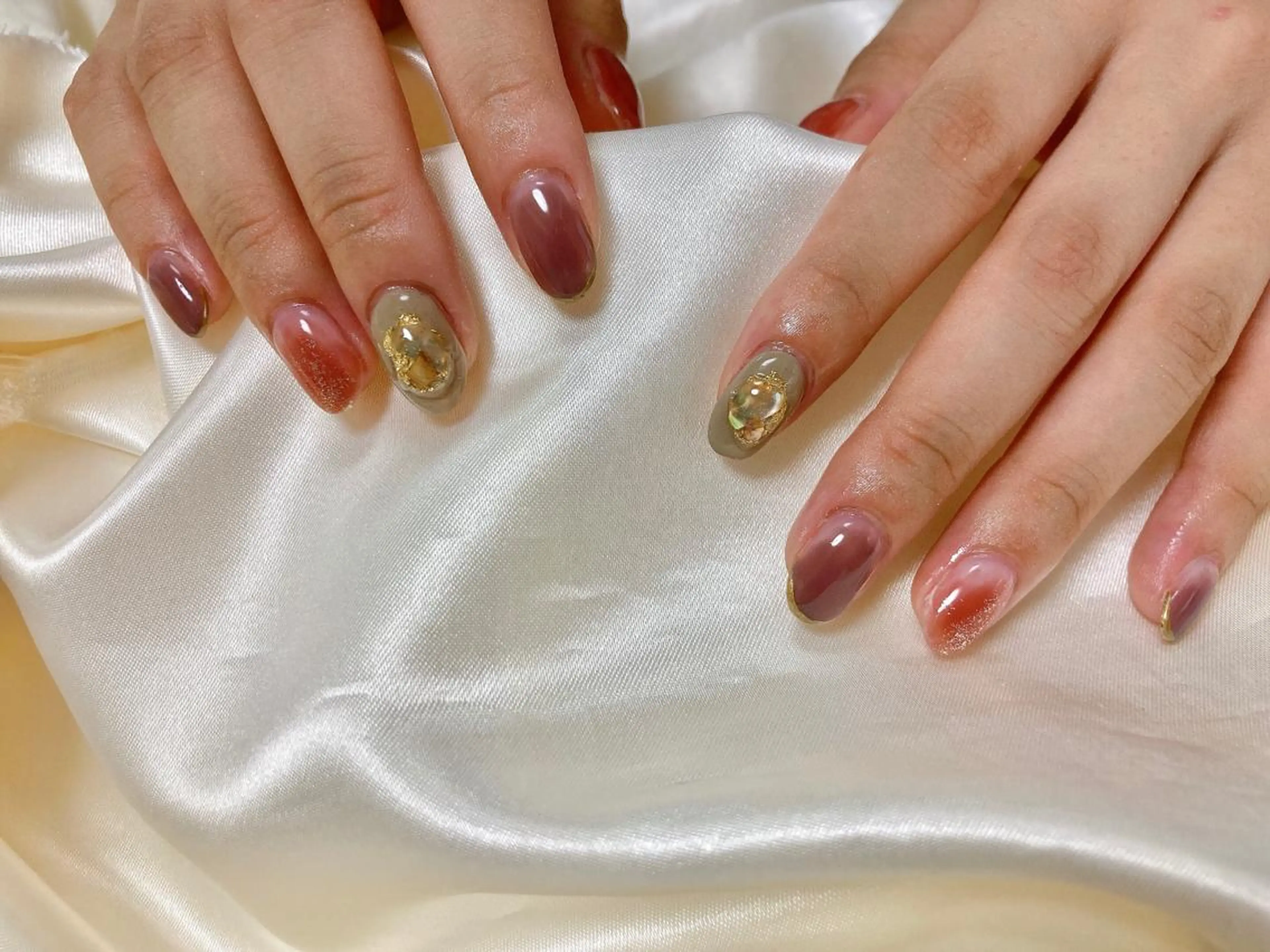 ネイル mogunail &blowのネイルデザイン