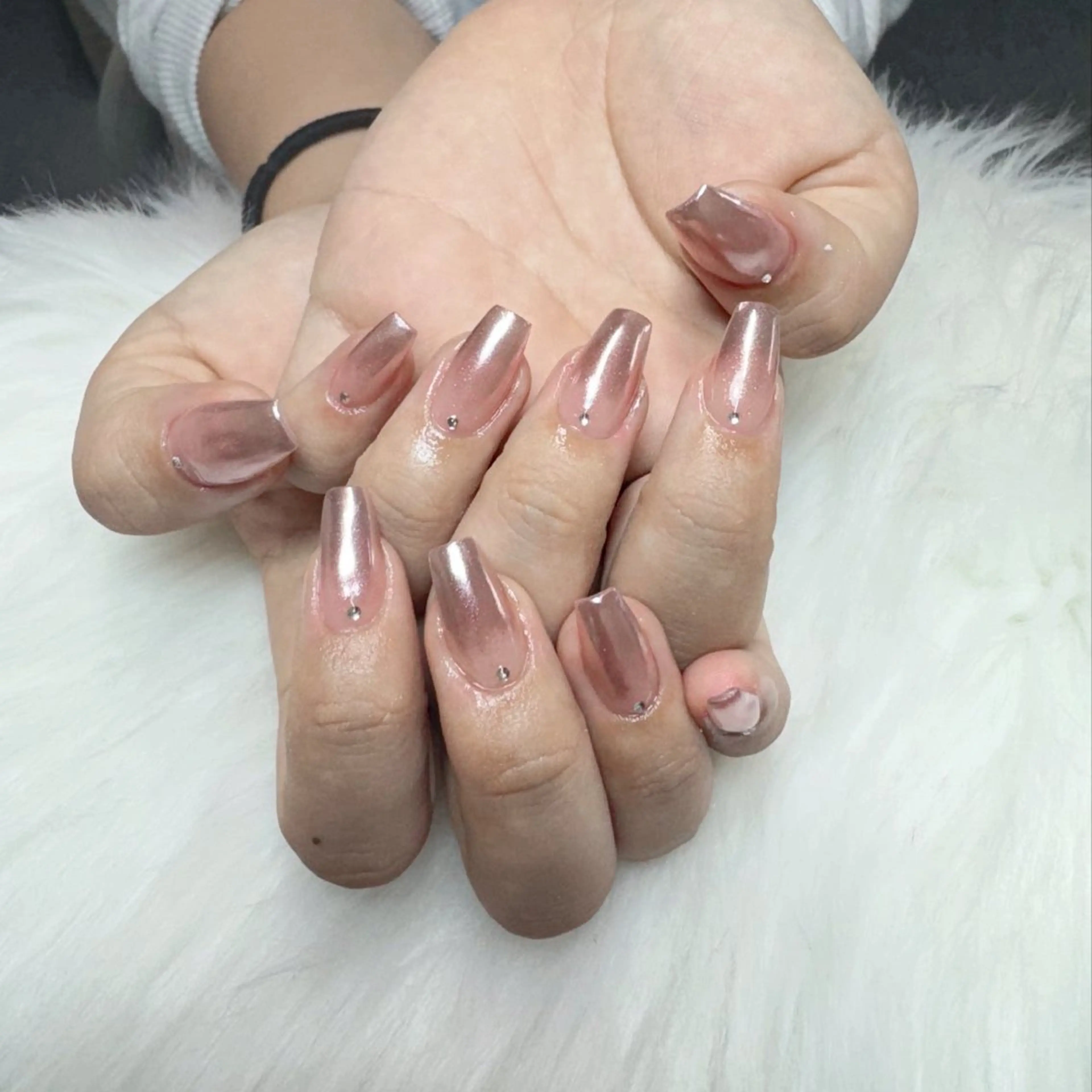 ネイル ハンドネイル 🎀nana🫧 ワンホンネイル🎀のネイルデザイン