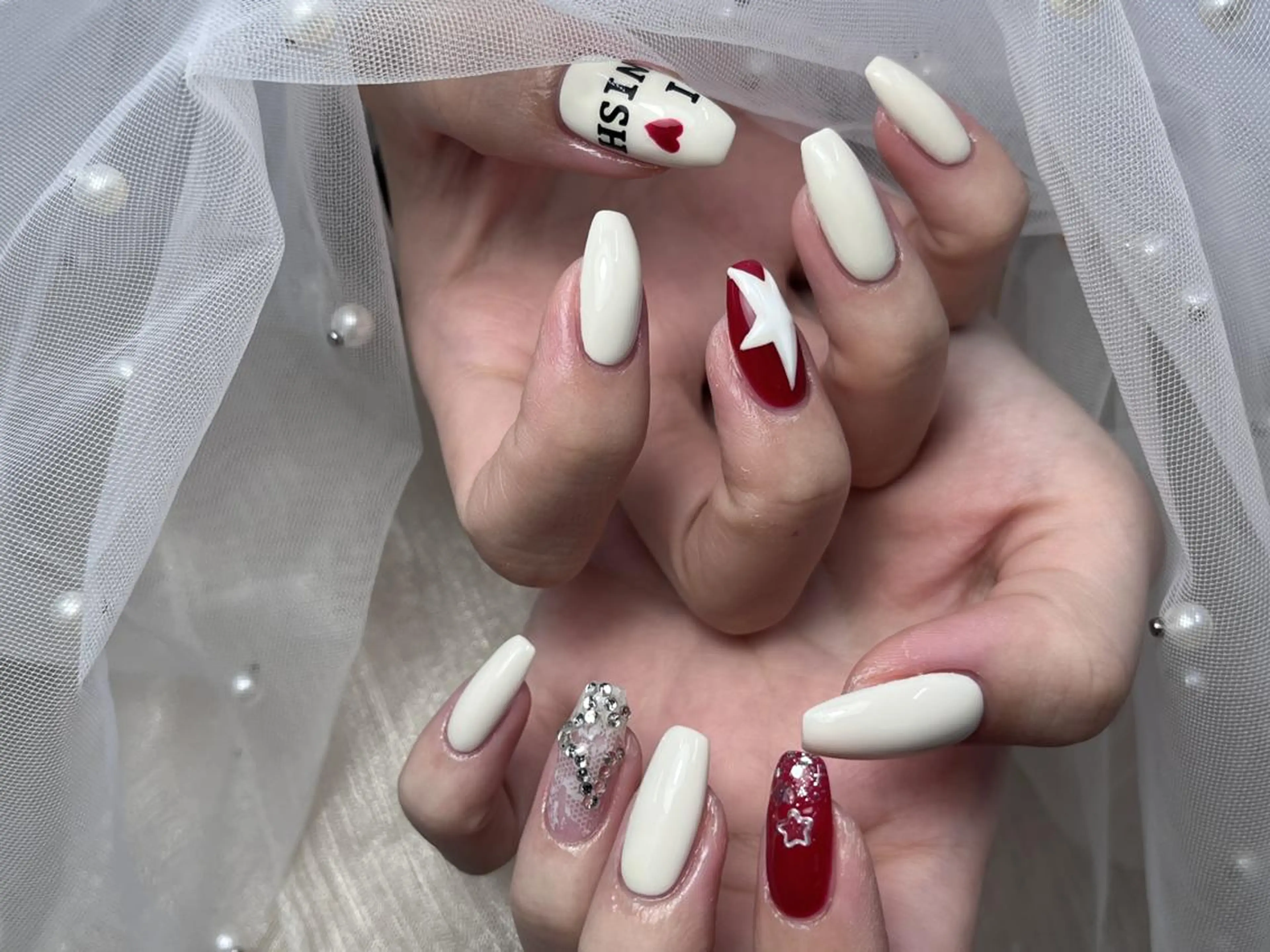 ネイル アートネイル カジュアル 赤色 ハンドネイル ToliyDeliy Nail Salonのネイルデザイン