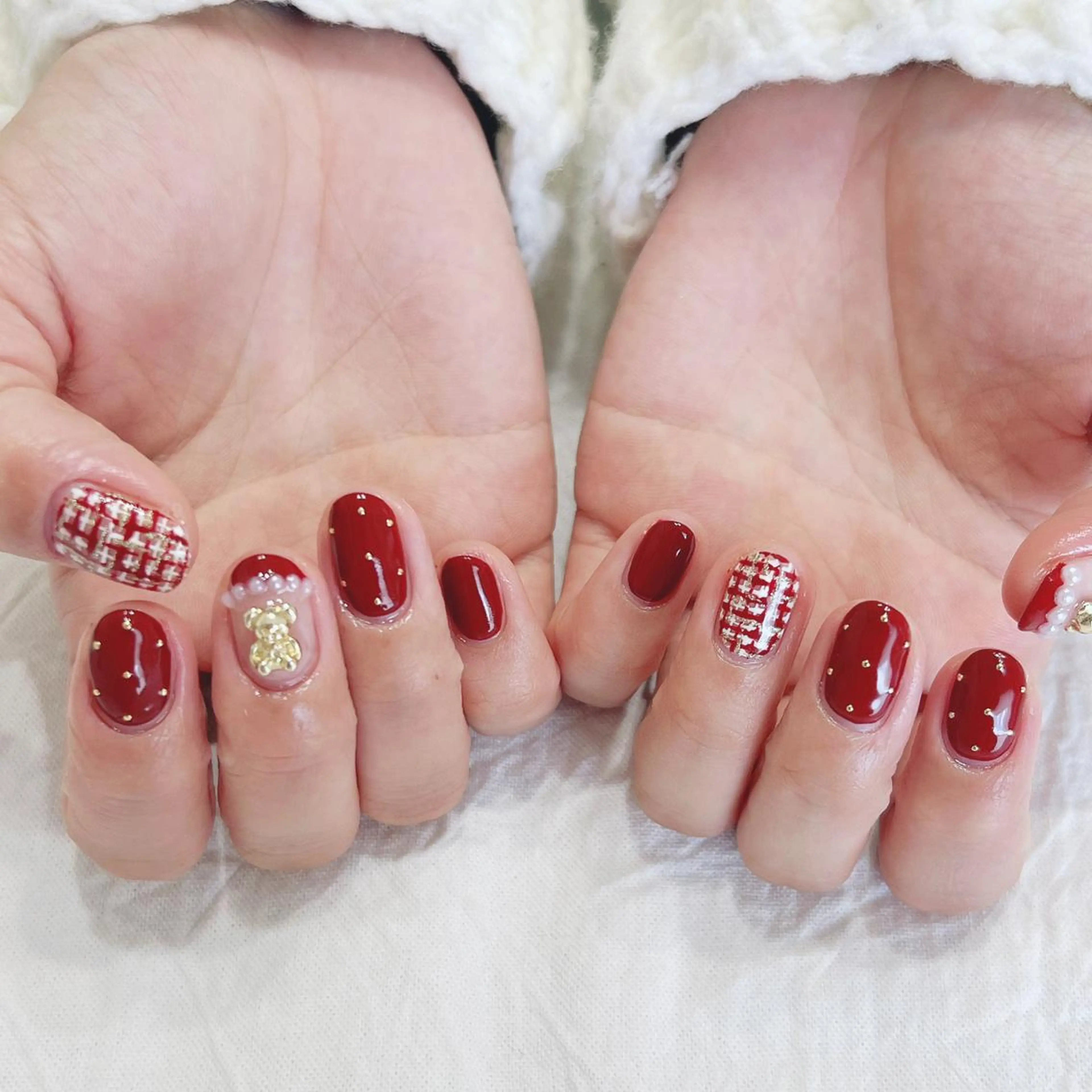 ネイル ボルドー ゴールド ツイードネイル バレンタイン 冬ネイル ハンドネイル peaberry nailのネイルデザイン