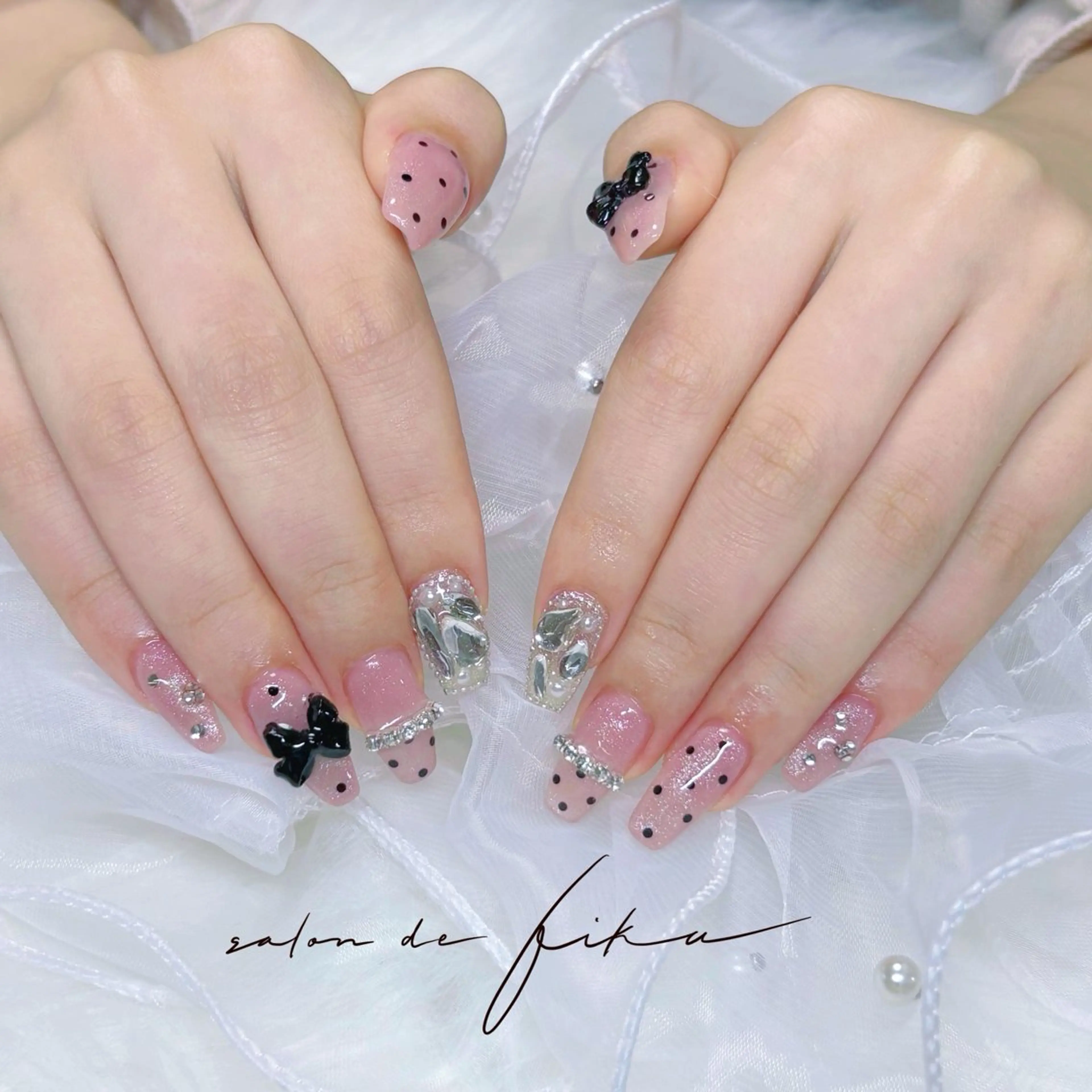 ネイル TOMO. Libのネイルデザイン