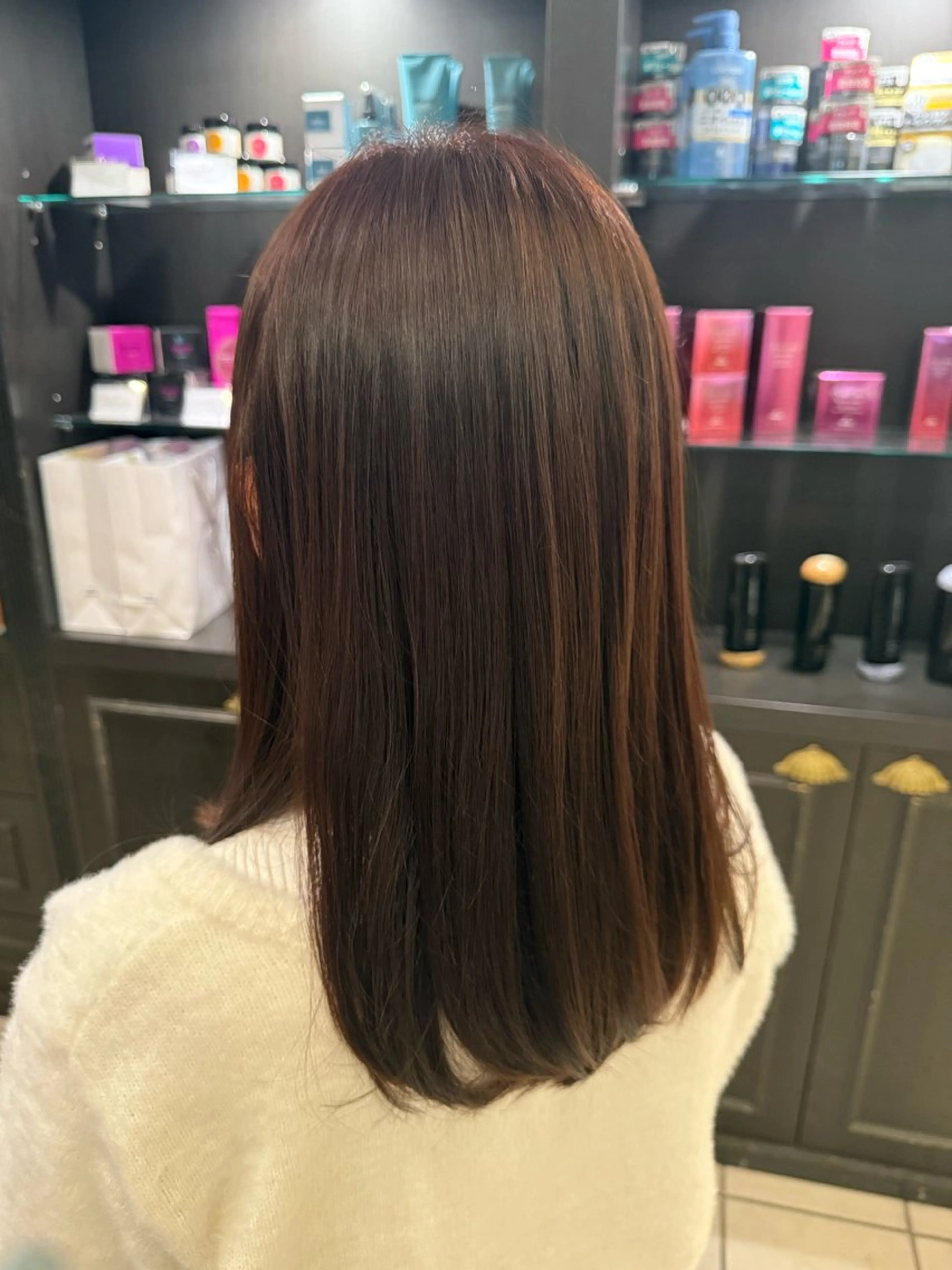 セミロング ヘアカラー 松江 優空のヘアスタイル