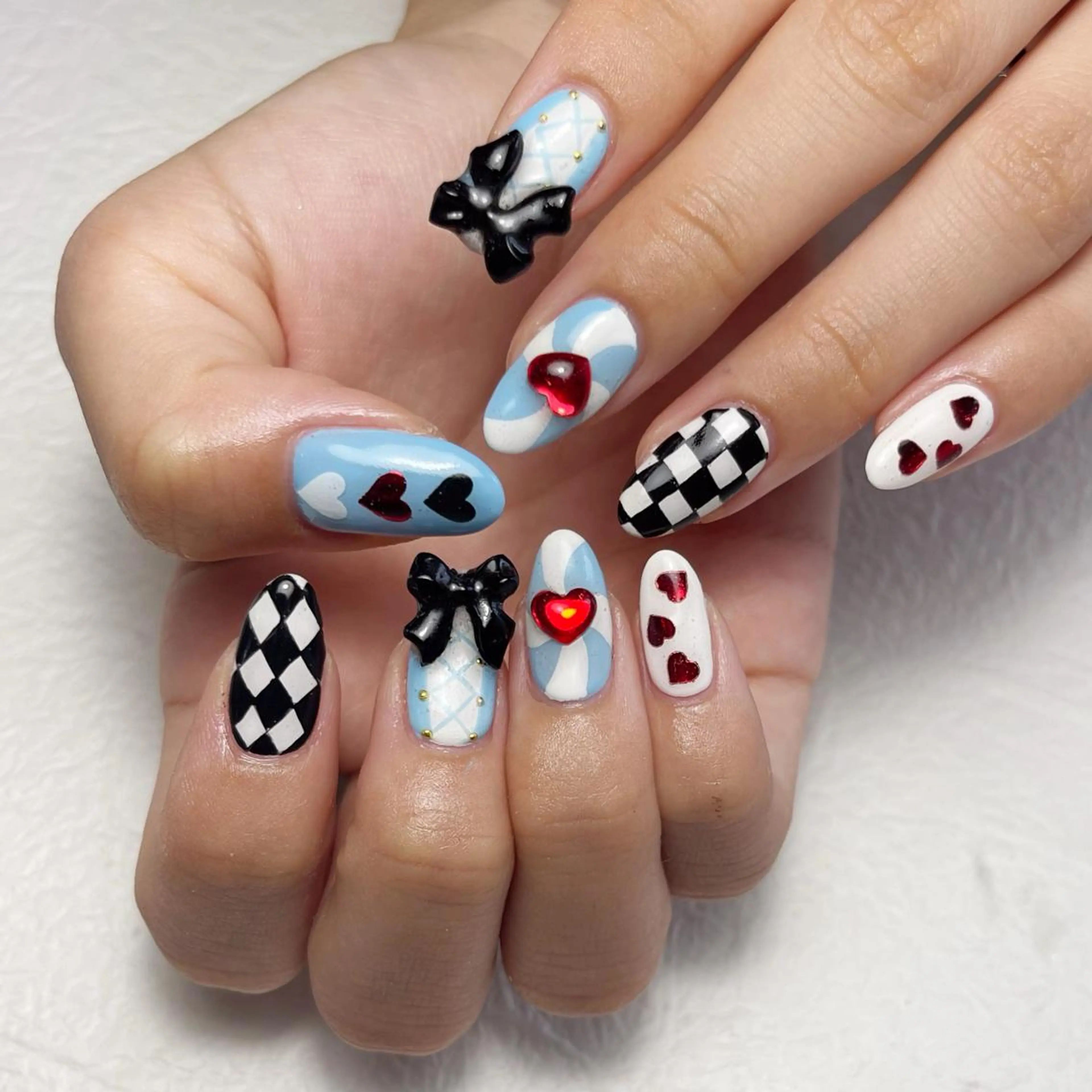 ネイル アートネイル フットネイル ジェルネイル キラキラネイル 韓国ネイル Y nail なんば堀江店のネイルデザイン