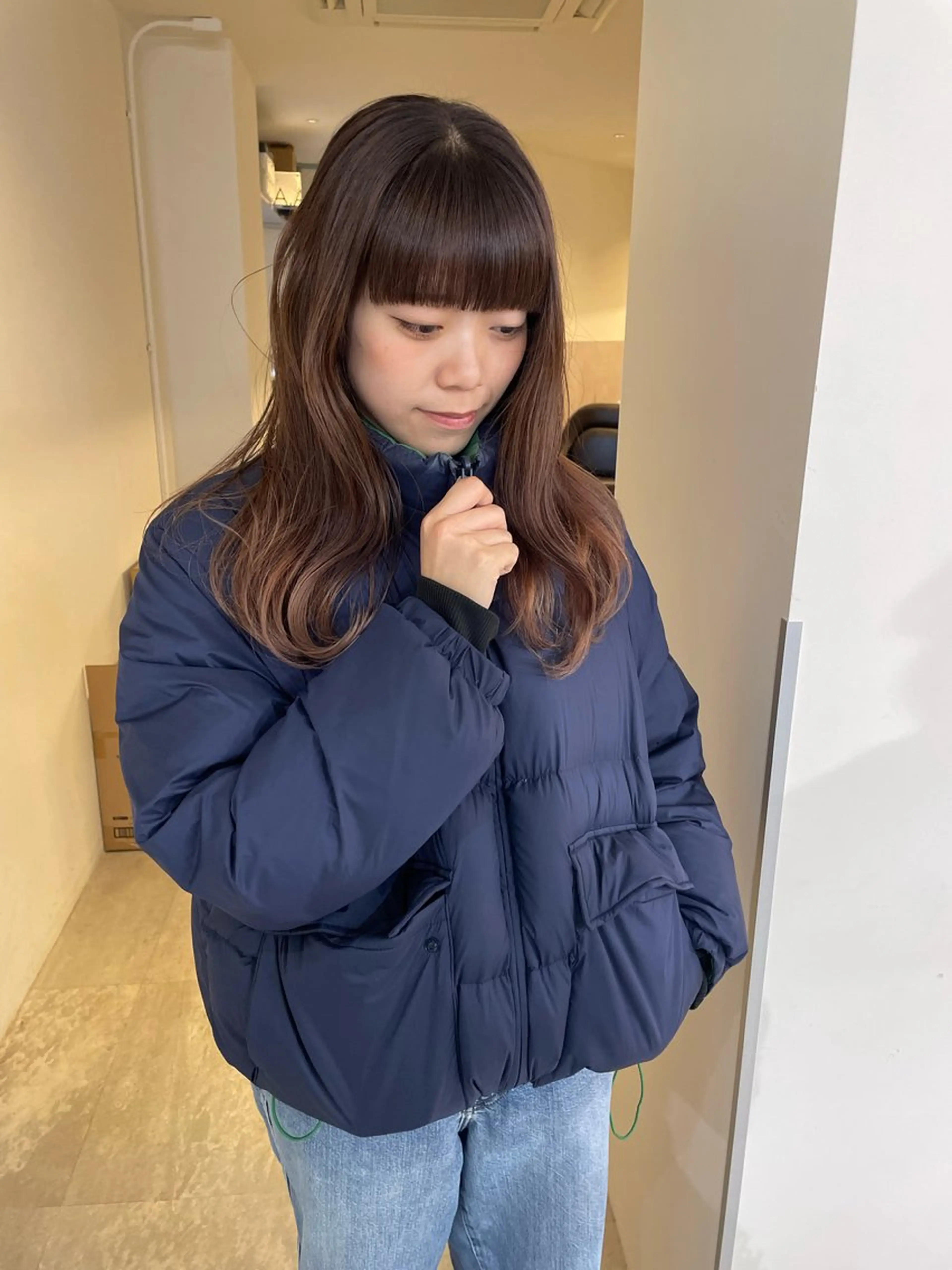 セミロング カラー ブラウンカラー 透明感カラー デザインカラー ダブルカラー グレージュ ヘアカラー トリートメント MIU/ルーツカラー 顔まわりレイヤーのヘアスタイル