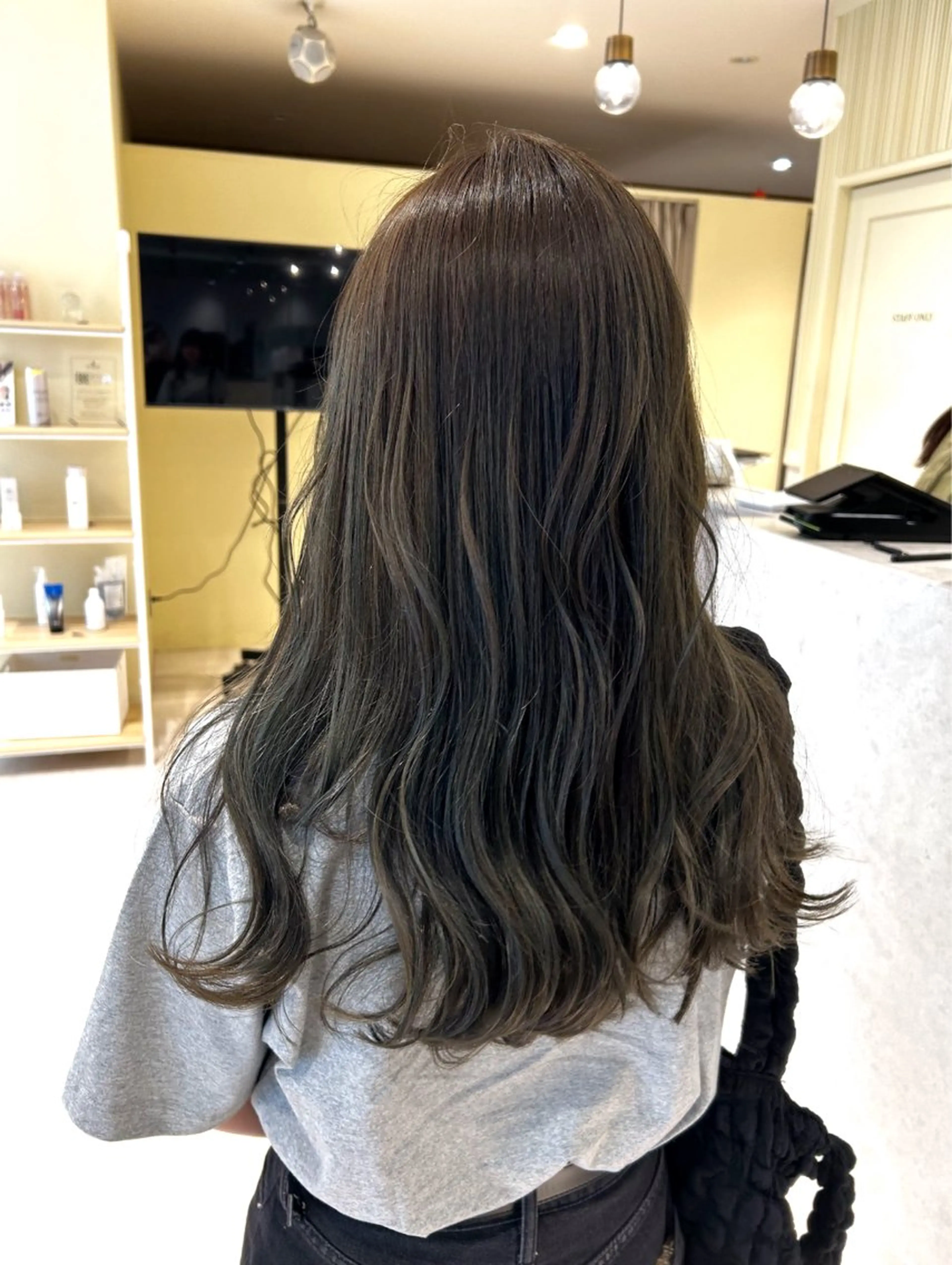 🤍🤎カット+外国人風アドミオカラー+3step内部補給トリートメント🤎🤍の写真