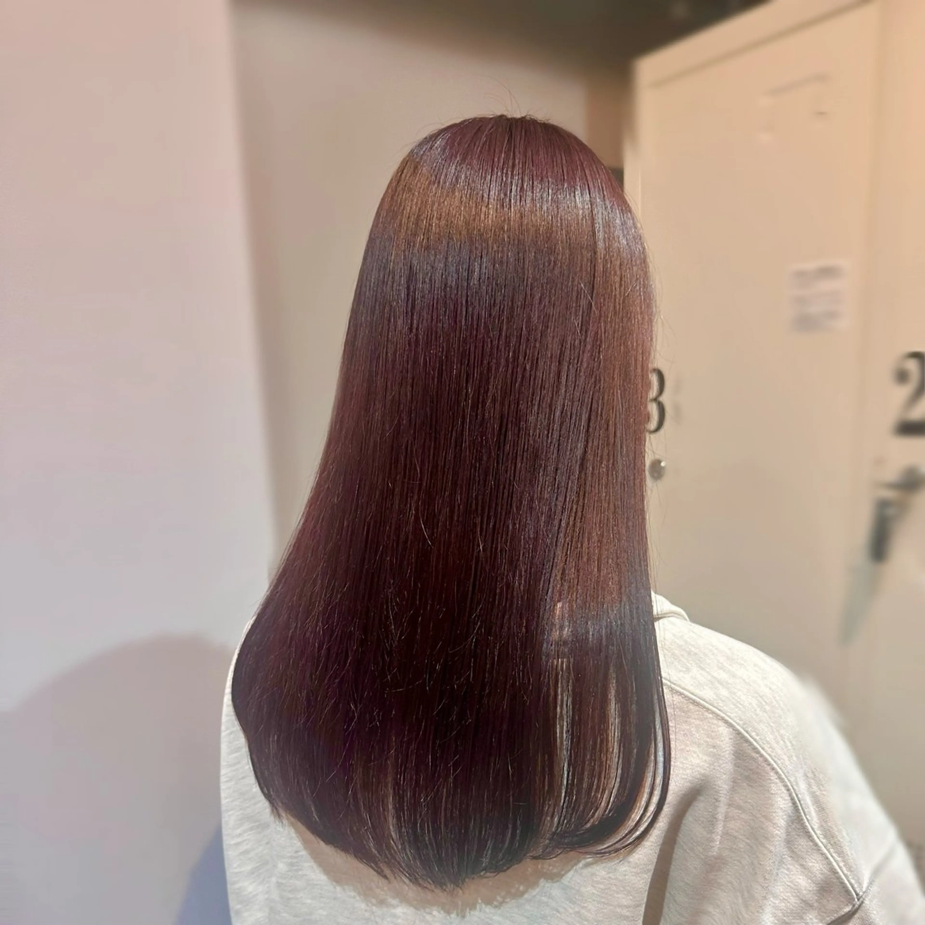 セミロング カラー ヘアアレンジ 髪質改善 縮毛矯正 縮毛矯正+モテカラー 🎀✨MIHOのヘアスタイル