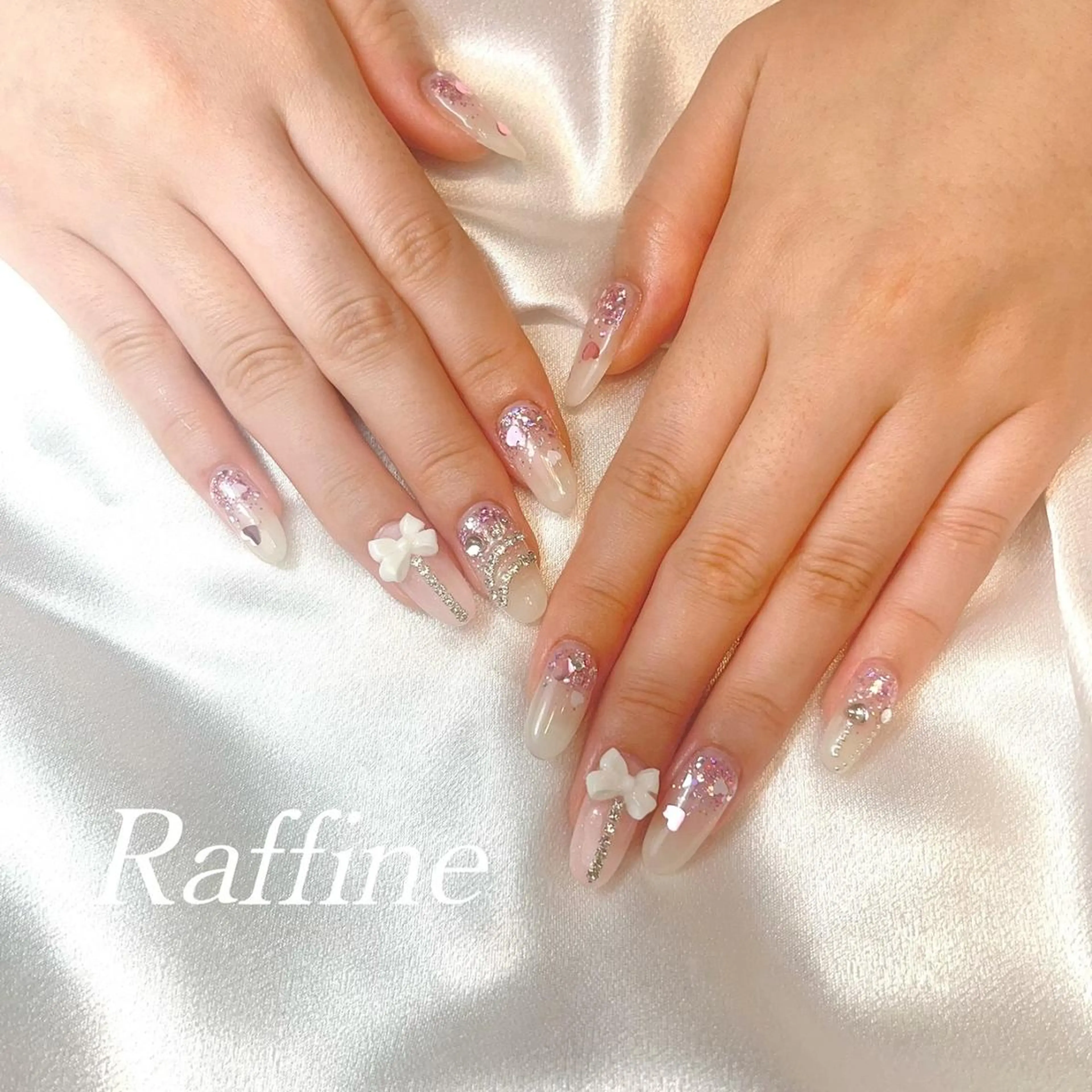 ネイル RAFFINE haru🦋🩵のネイルデザイン