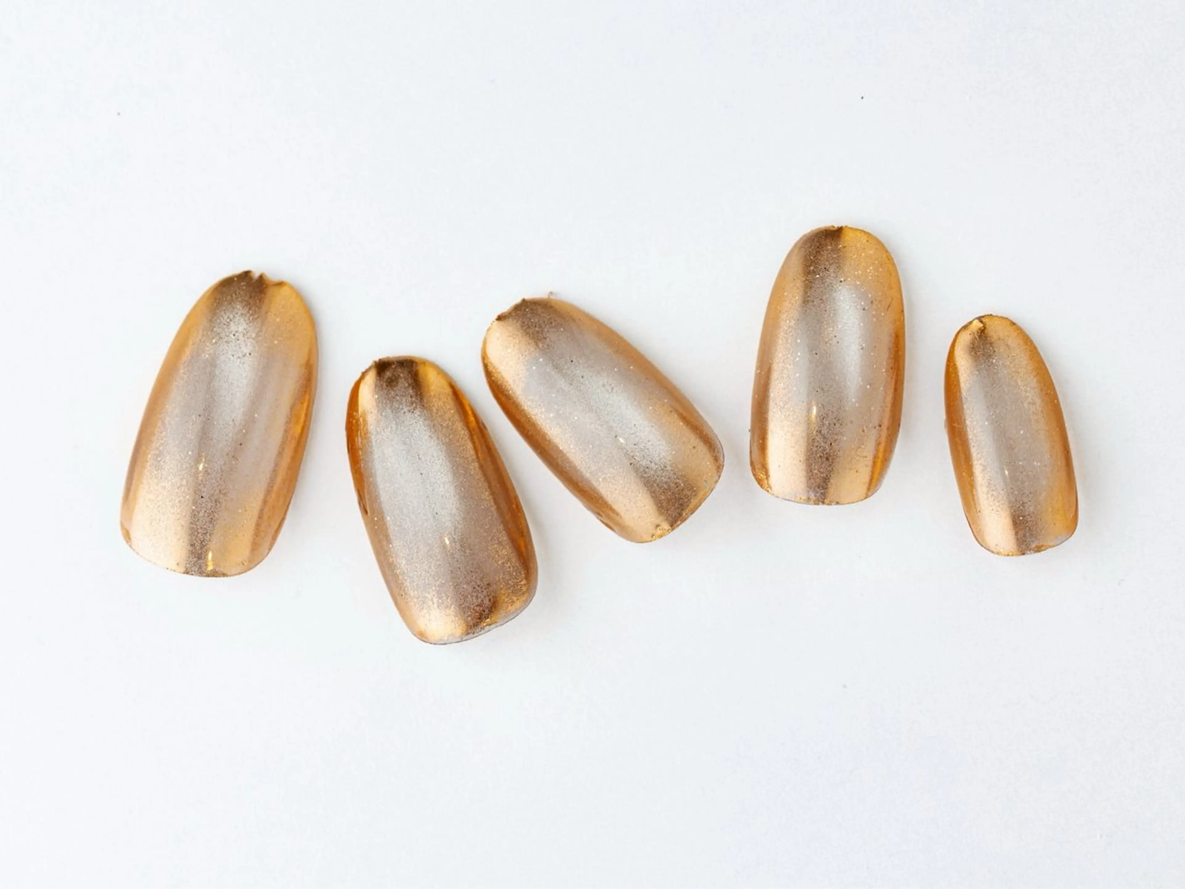 ネイル 💗🪽Tiary Nail🪽💗のネイルデザイン