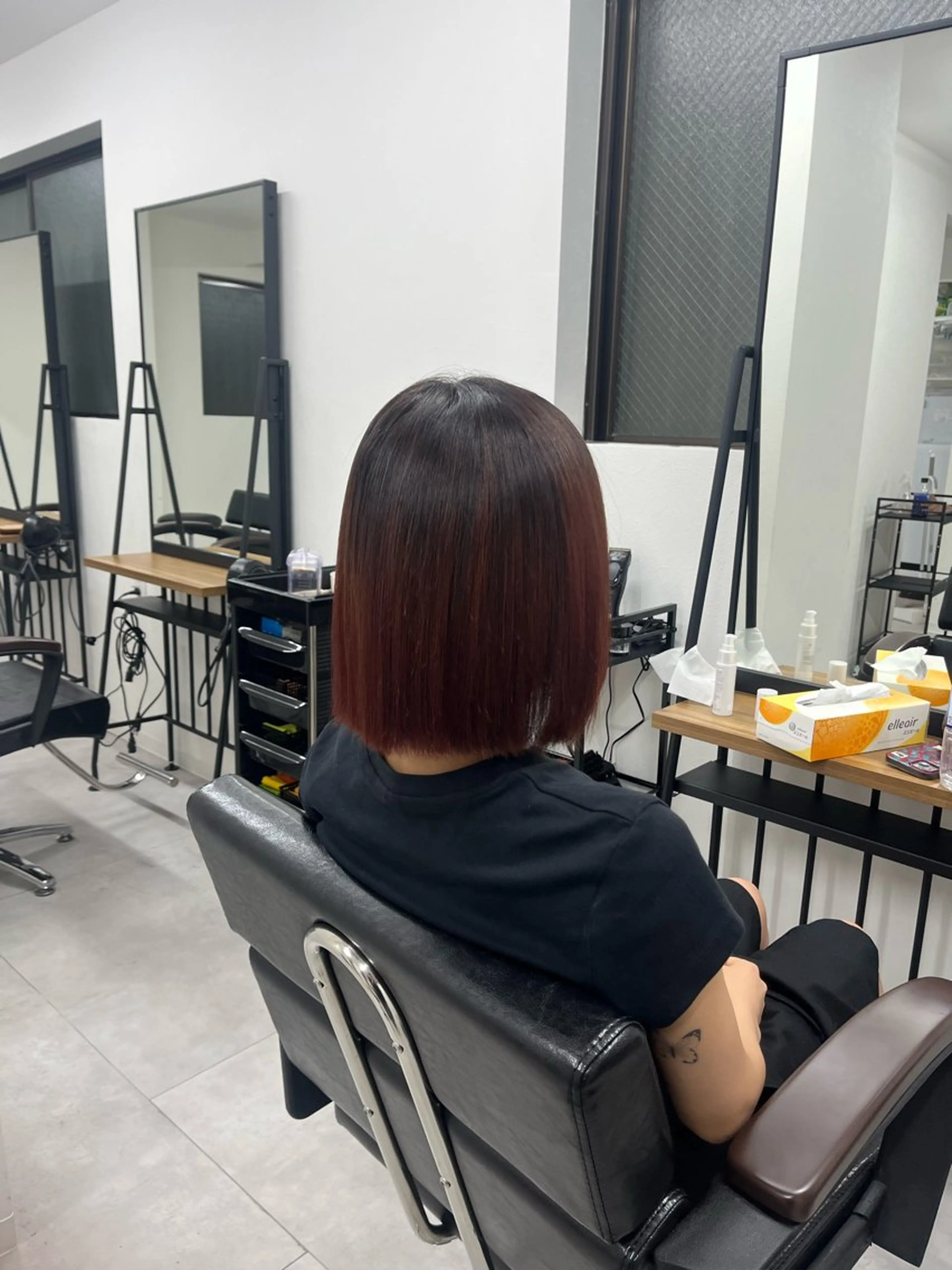 ミディアム 切りっぱなしボブ ボブ カット 縮毛矯正 トリートメント 銀座/髪質改善 /艶髪/笠原一唆のヘアスタイル