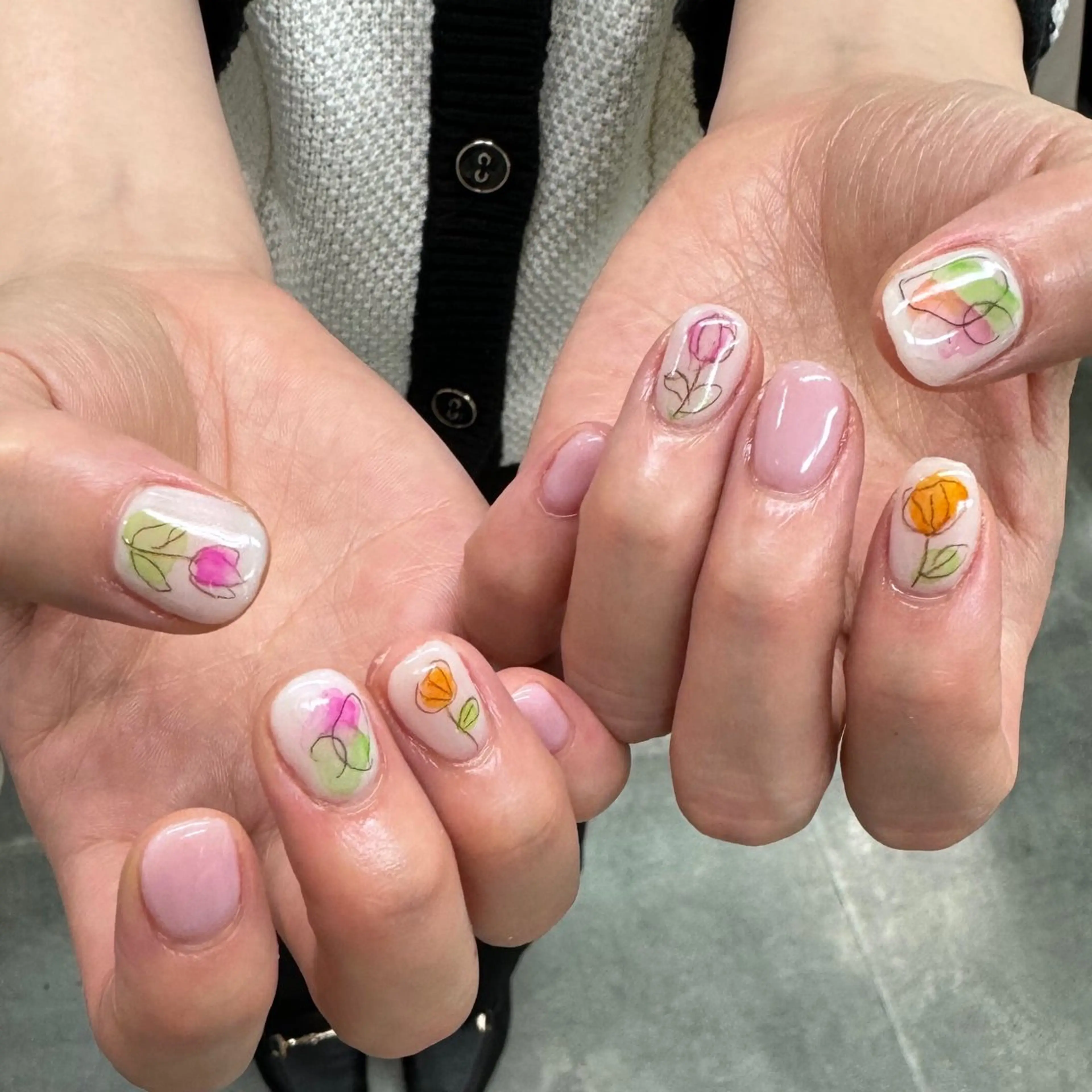 ネイル アートネイル べっ甲ネイル ジェルネイル グリーン キラキラネイル nailstudio eviz新宿店のネイルデザイン