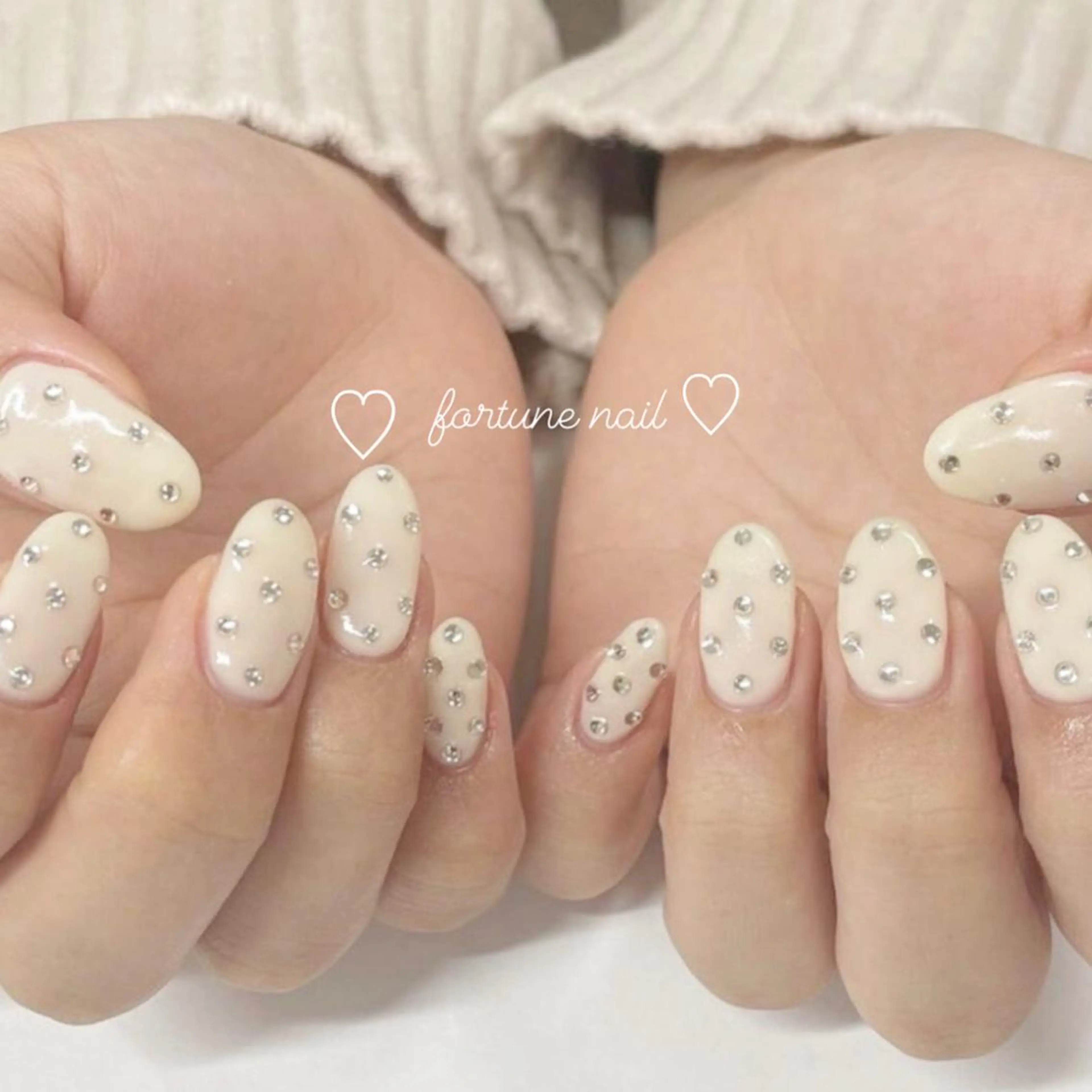 ネイル ストーンネイル ハンドネイル ☆saori ☆のネイルデザイン