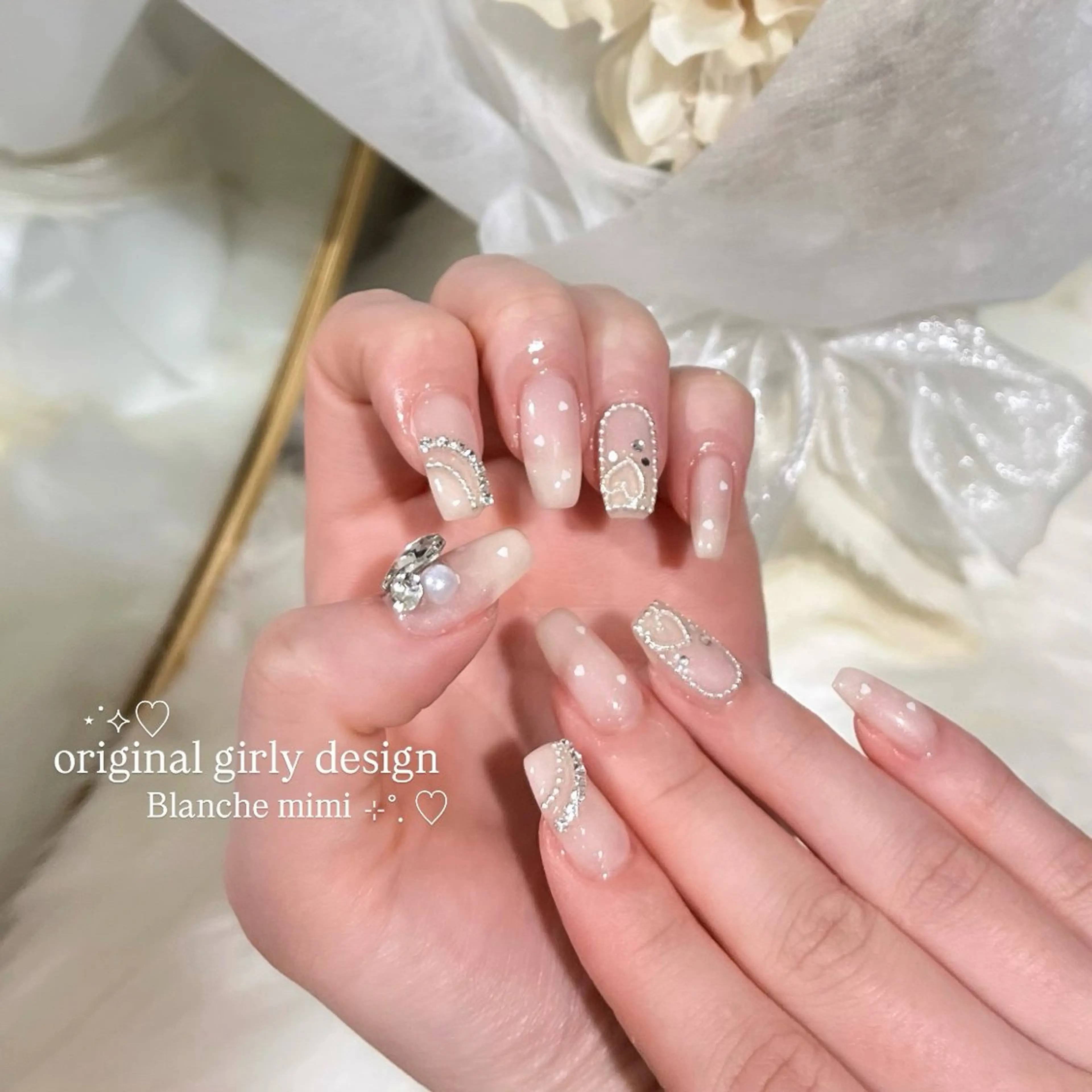 ネイル ハンドネイル Blanche mimi.u_aのネイルデザイン