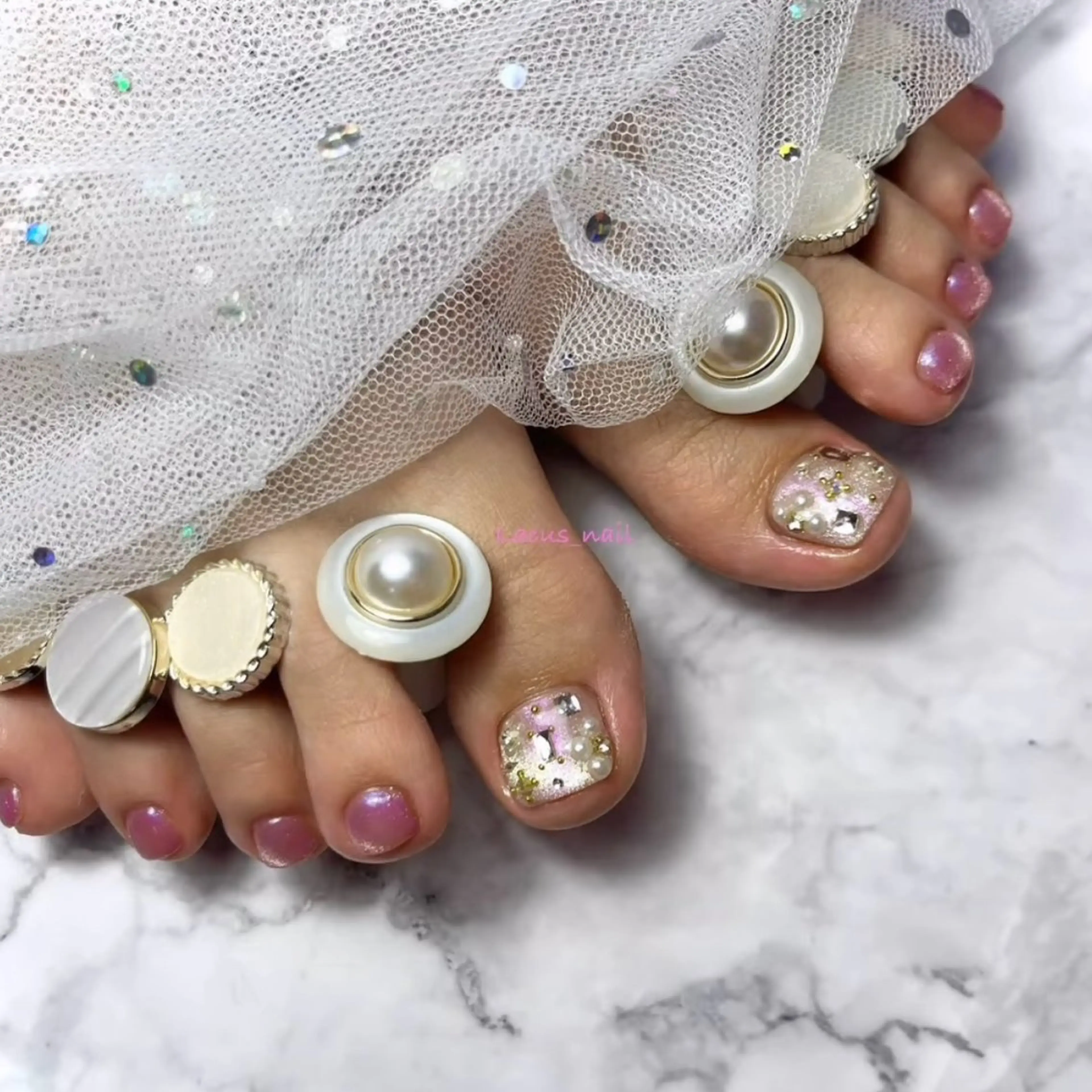 ネイル アートネイル フットネイル Nail Salon Lacusのネイルデザイン