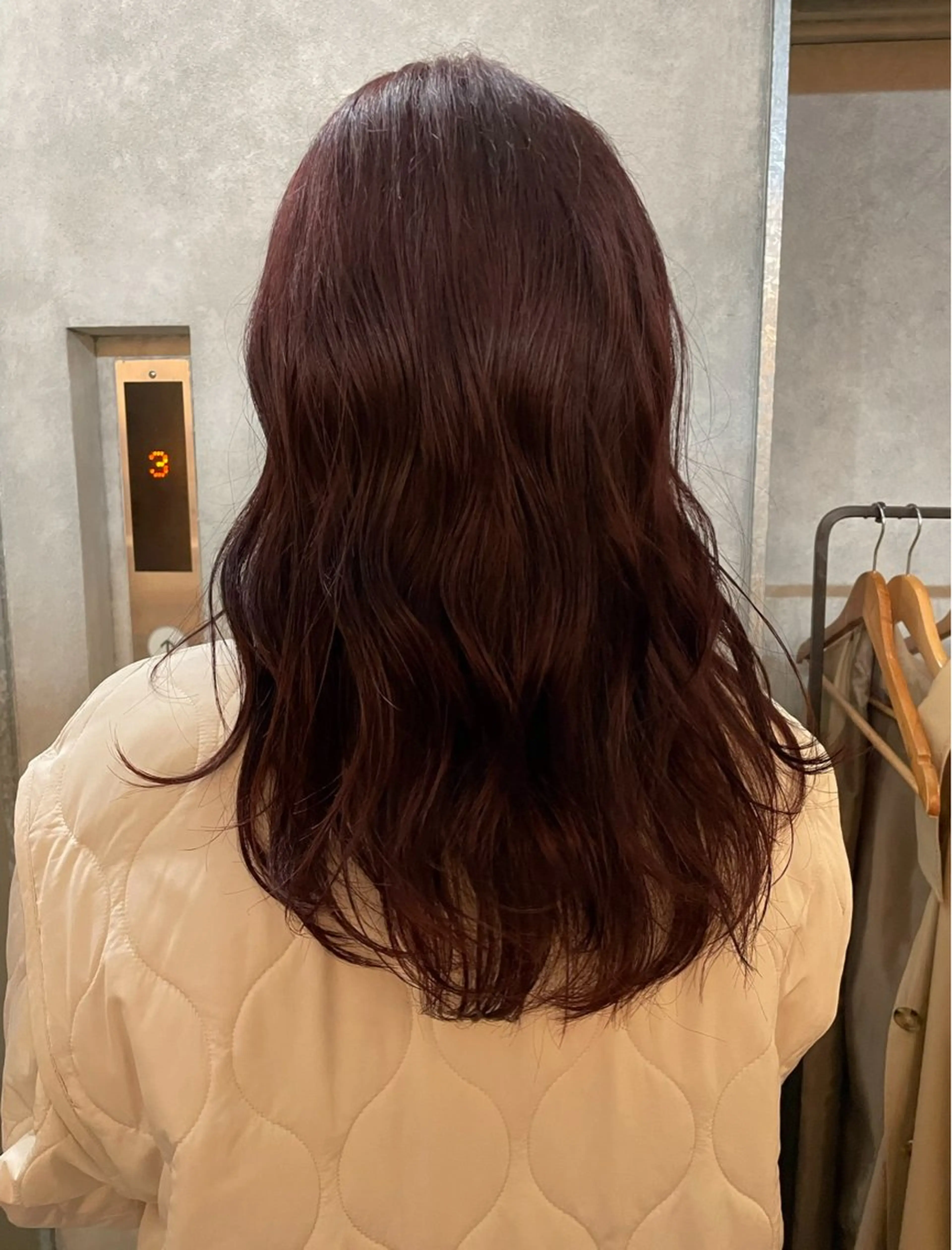 ロング カラー 舩津 菜月のヘアスタイル