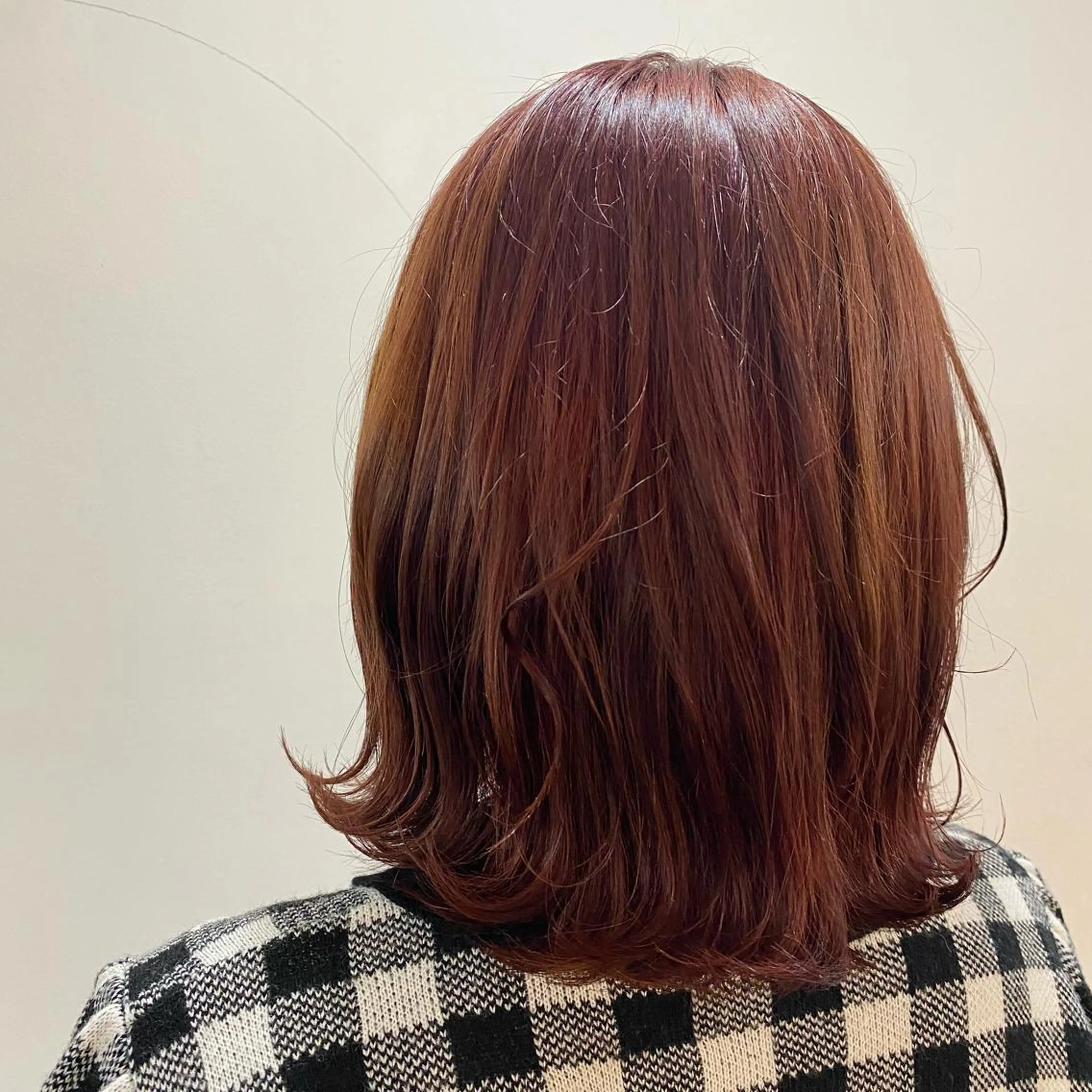 ミディアム Kazaoka Saraのヘアスタイル