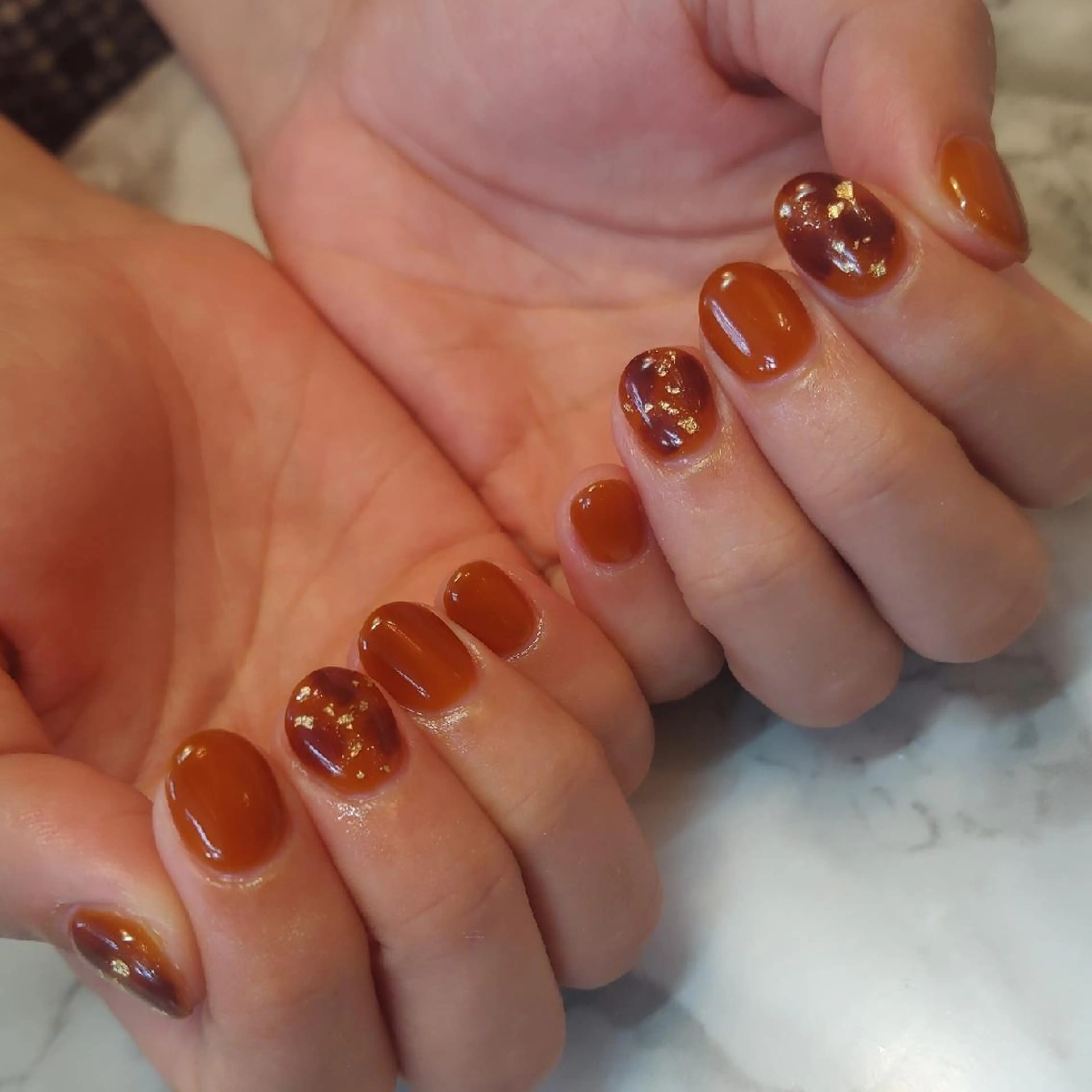 ネイル べっ甲ネイル ジェヌインネイル 河内のネイルデザイン