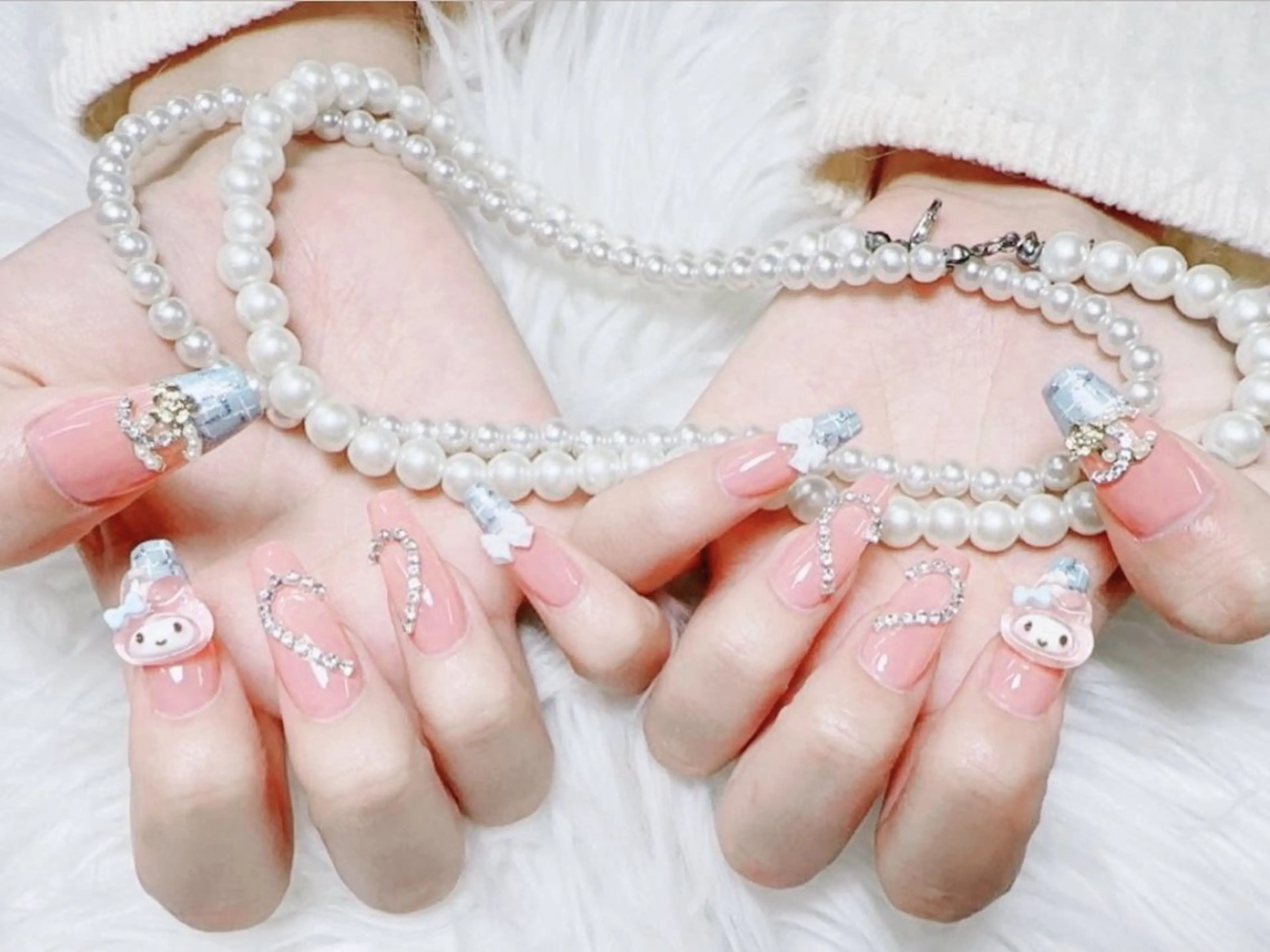 メンズ ネイル アートネイル フレンチネイル ジェルネイル キラキラネイル パラジェル ハンドネイル Bloom スカルプ専門店のネイルデザイン