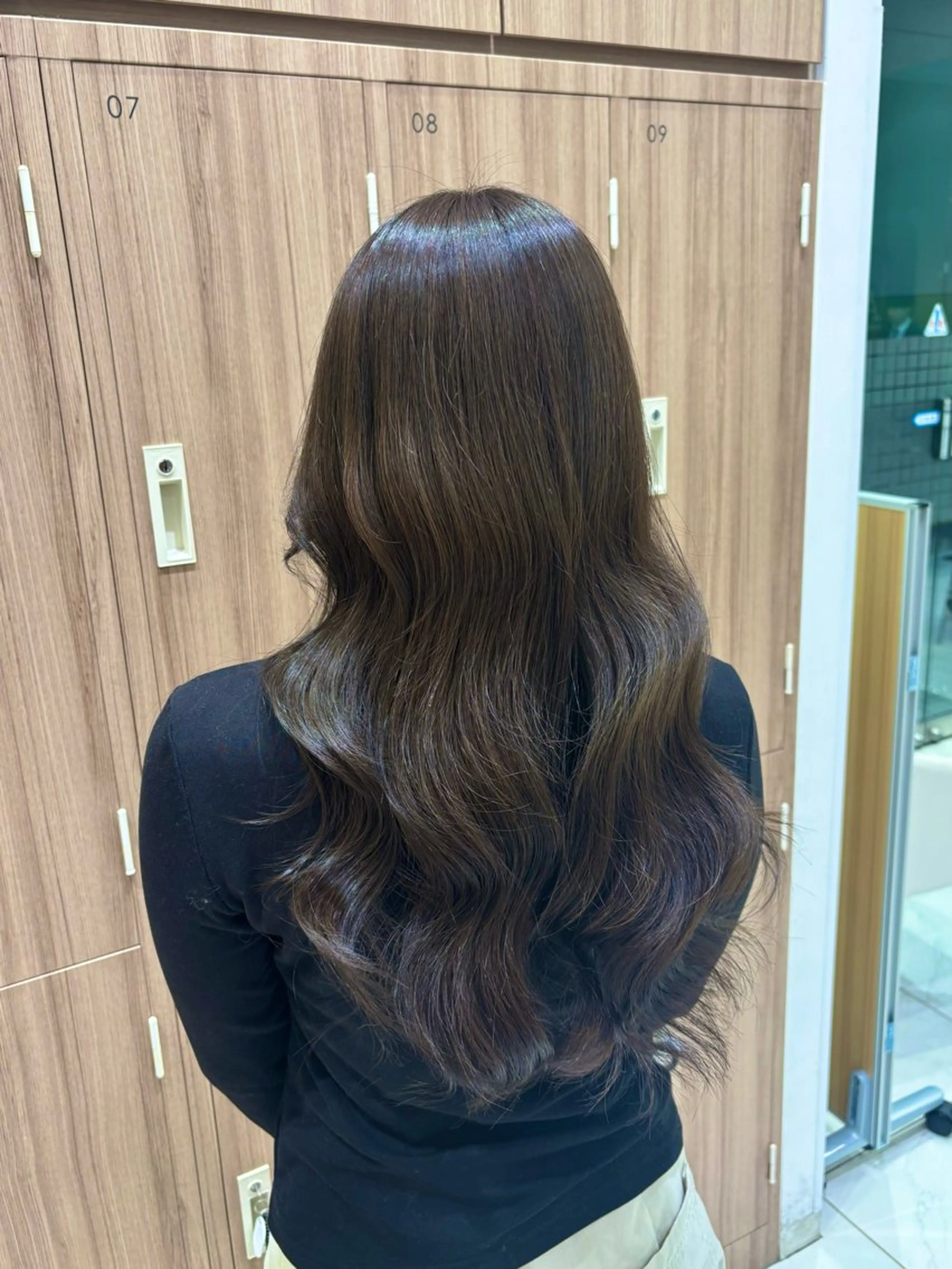 ロング ヘアカラー 駒形 七海のヘアスタイル