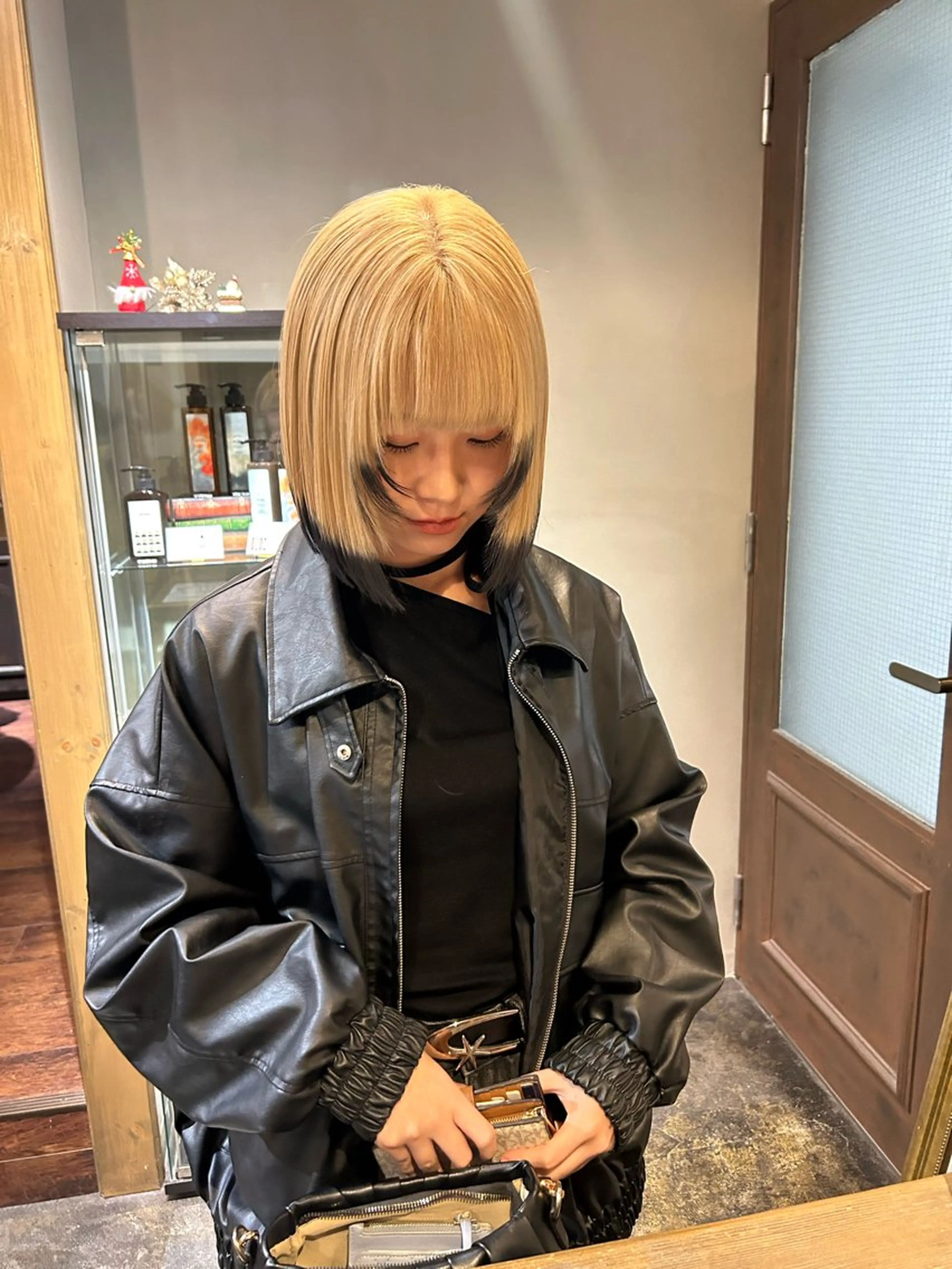 ミディアム ヘアカラー トリートメント ハイトーン/ブリーチ 🧁soraのヘアスタイル