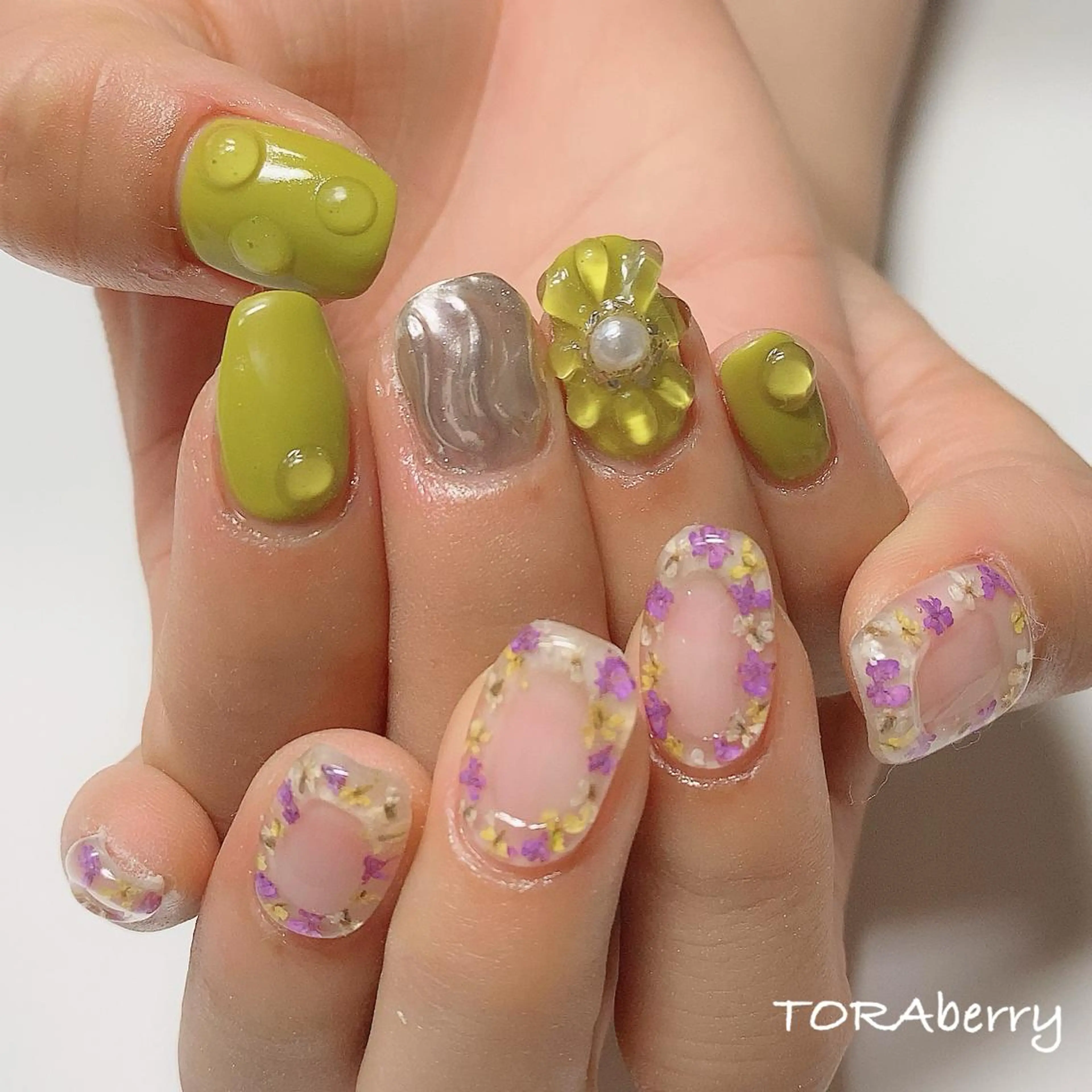 ネイル ネイリスト なつみのネイルデザイン