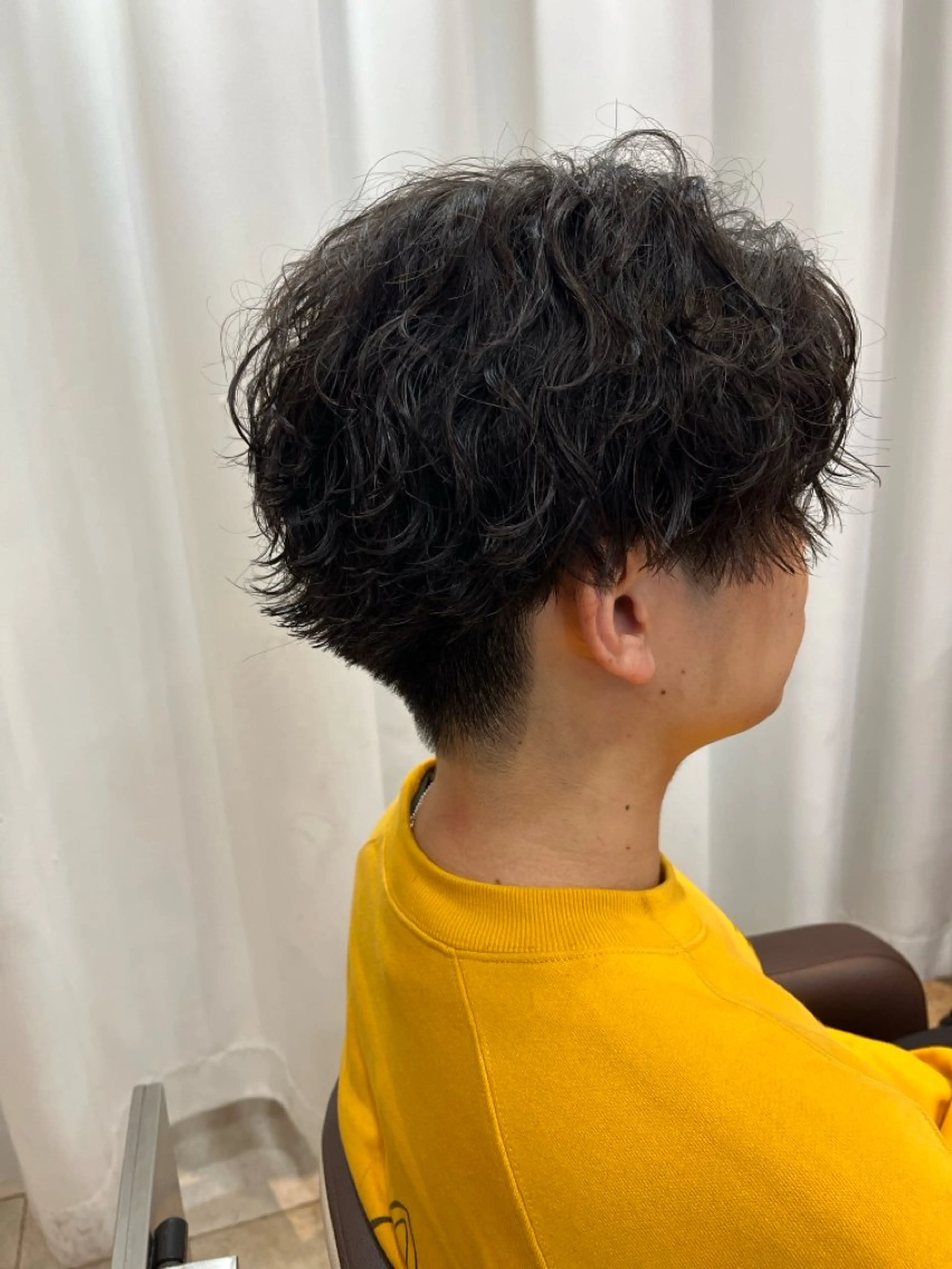 ショート パーマ メンズ カット パーマ 脇野 真琴のヘアスタイル