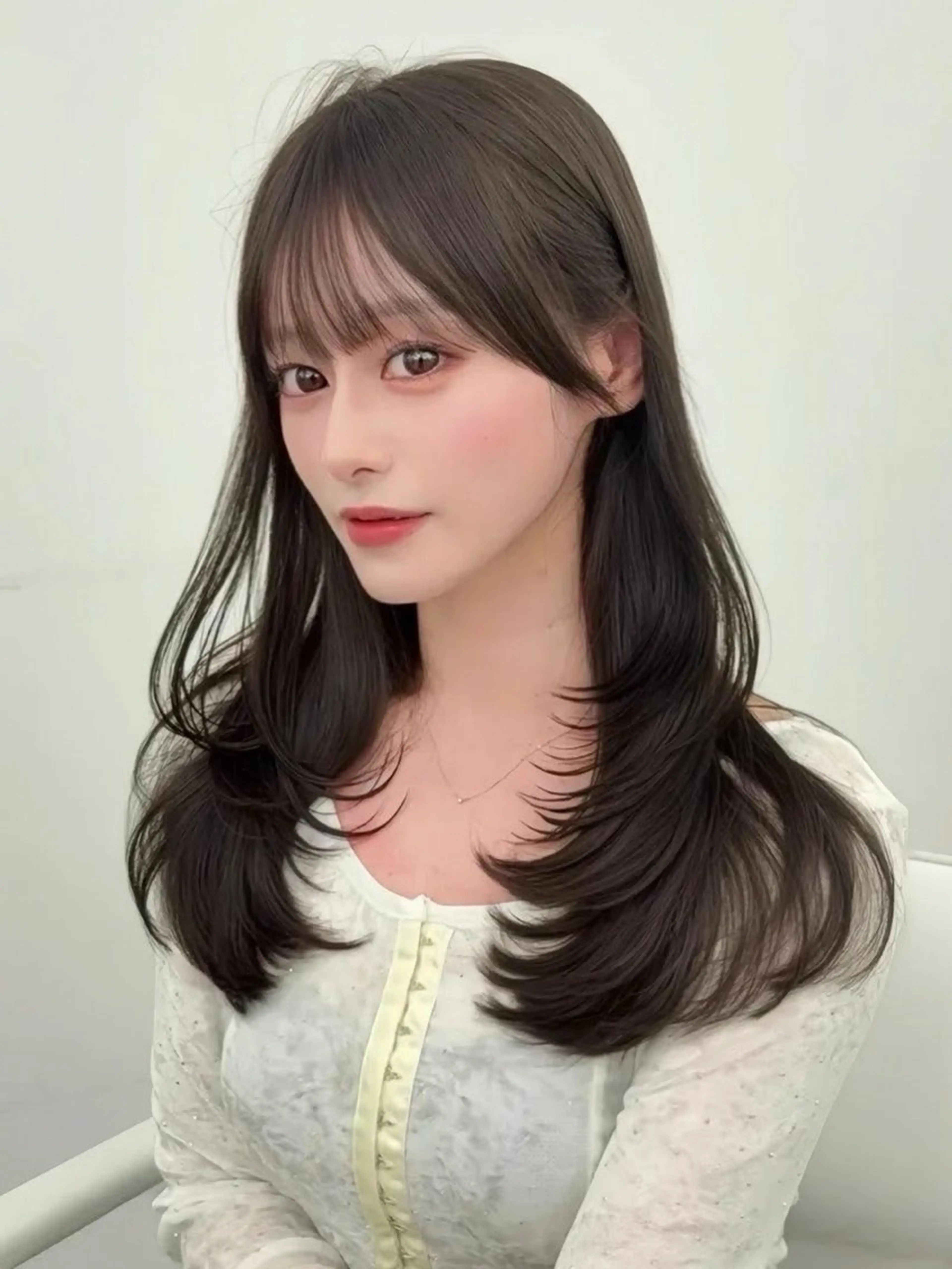 ロング カラー レイヤーカット 小顔カット カット ヘアカラー トリートメント 韓国ヘア/レイヤー/ 顔まわり足立遥奈のヘアスタイル